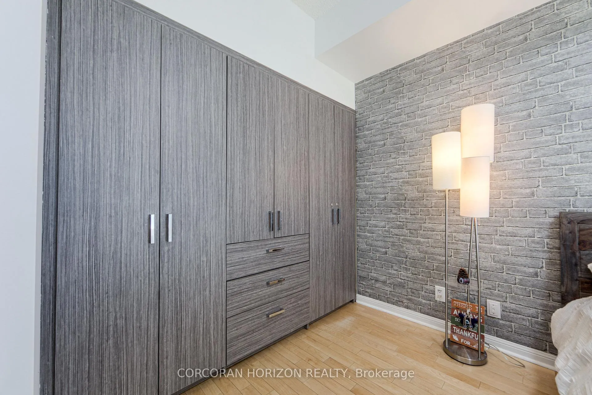 Photo 13 of Unit 2009, 228 Queens Quay W, Toronto, Waterfront Communities — HOMEH