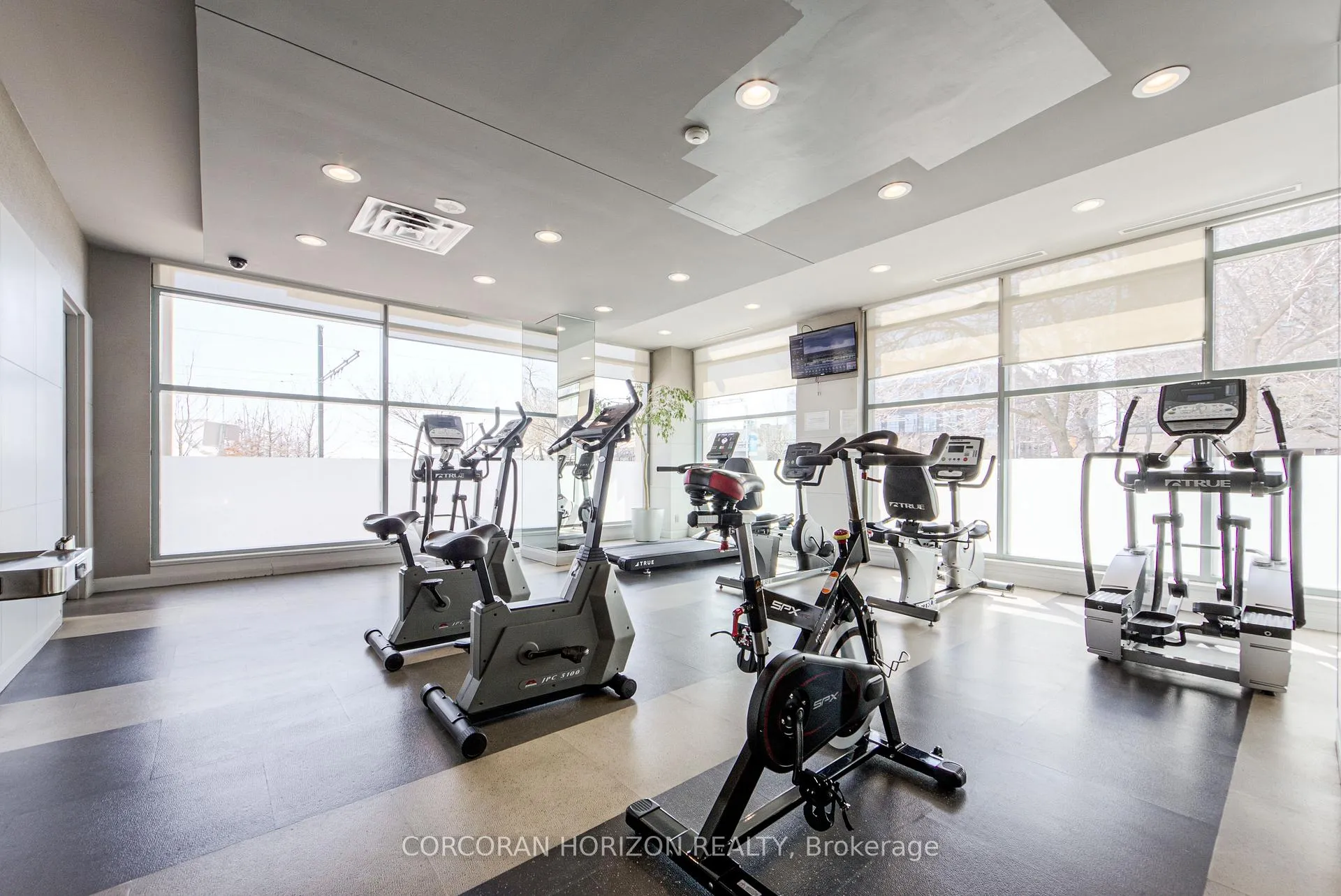 Photo 23 of Unit 2009, 228 Queens Quay W, Toronto, Waterfront Communities — HOMEH