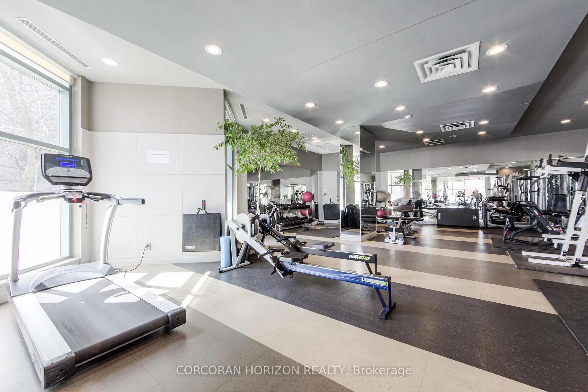 Photo 24 of Unit 2009, 228 Queens Quay W, Toronto, Waterfront Communities — HOMEH