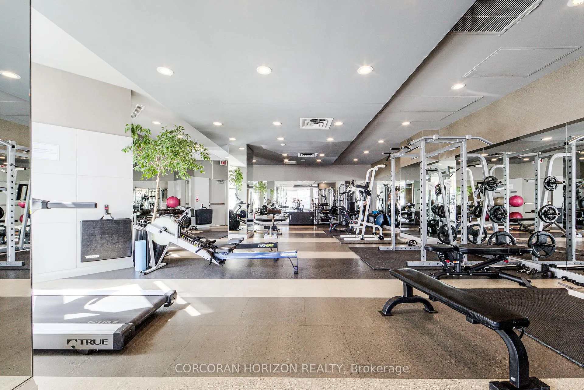Photo 26 of Unit 2009, 228 Queens Quay W, Toronto, Waterfront Communities — HOMEH