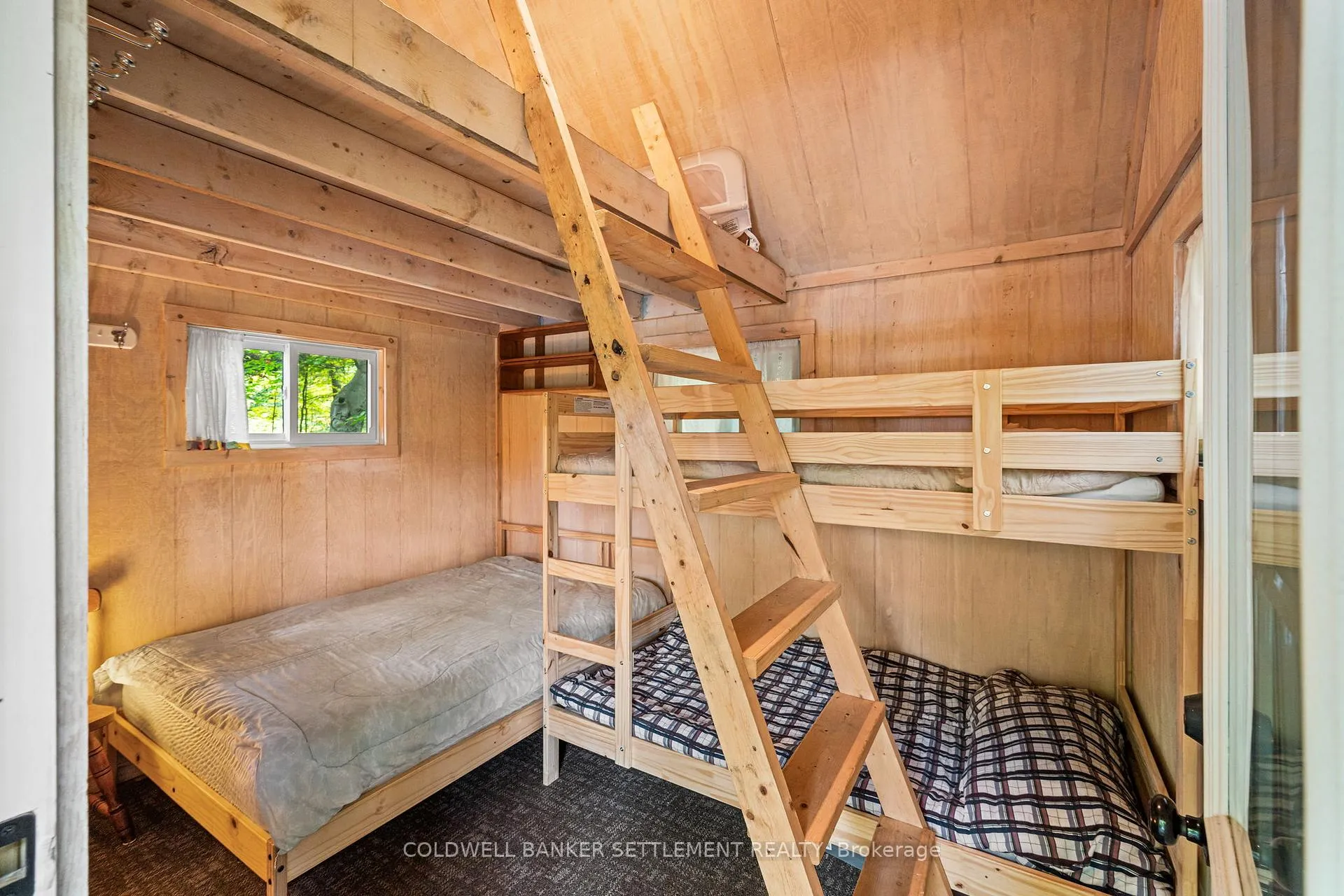 Photo 43 of 120 Upper Lake Lane, Frontenac, Frontenac South — HOMEH