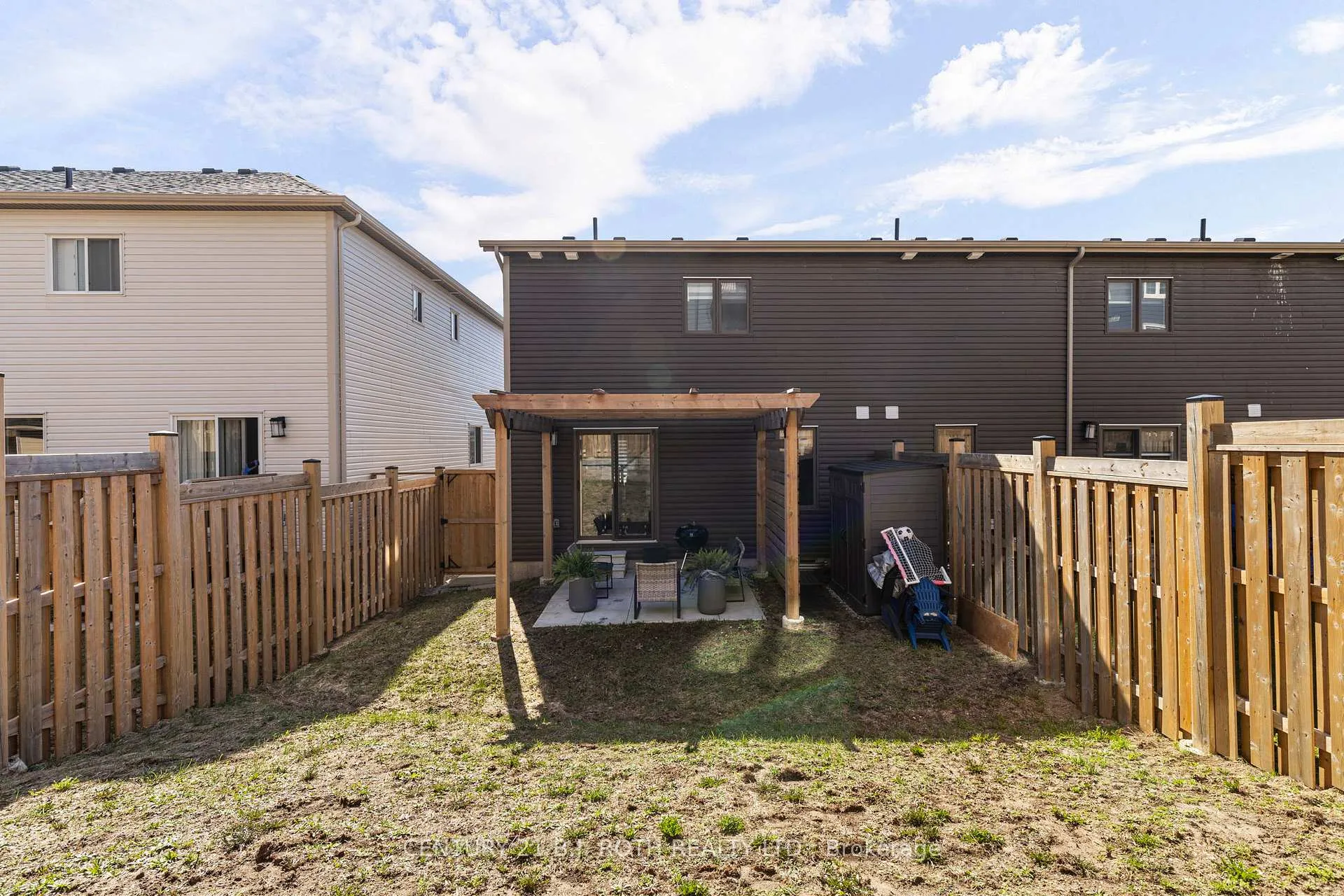 Photo 27 of 33 Brown Bear Street, Barrie, Rural Barrie Southwest — HOMEH