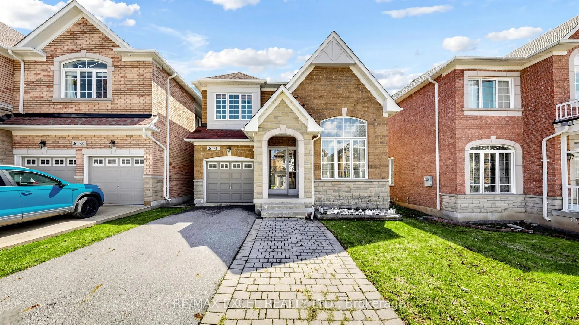 Photo 2 of 71 Stony Hill Boulevard, Markham, Victoria Manor-Jennings Gate — HOMEH