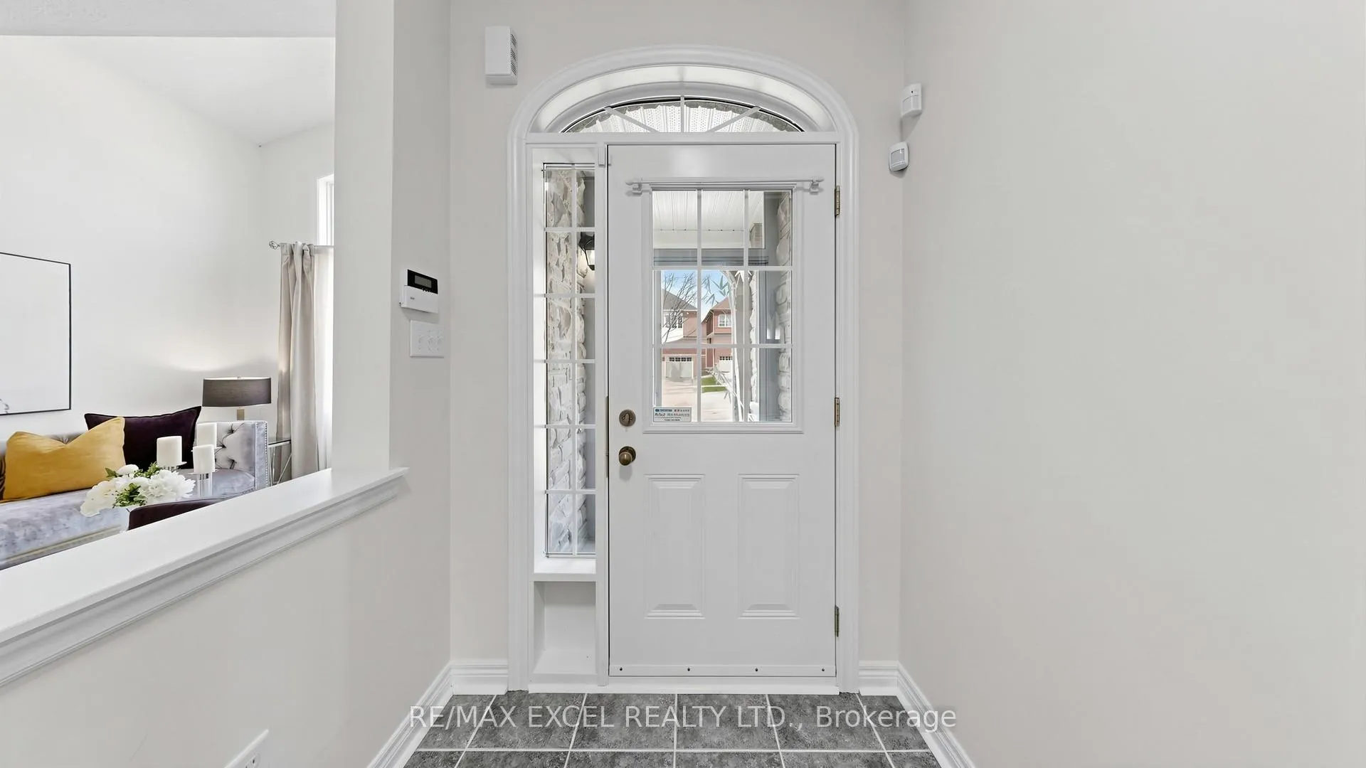 Photo 5 of 71 Stony Hill Boulevard, Markham, Victoria Manor-Jennings Gate — HOMEH