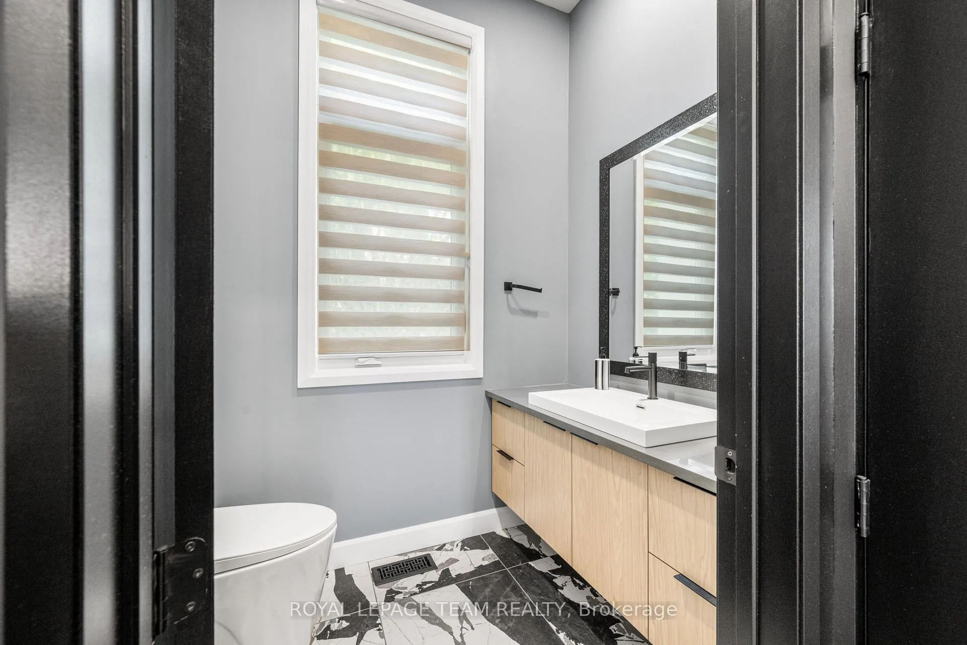 Photo 7 of 679 Broadview Avenue, Ottawa, Laurentianview — HOMEH