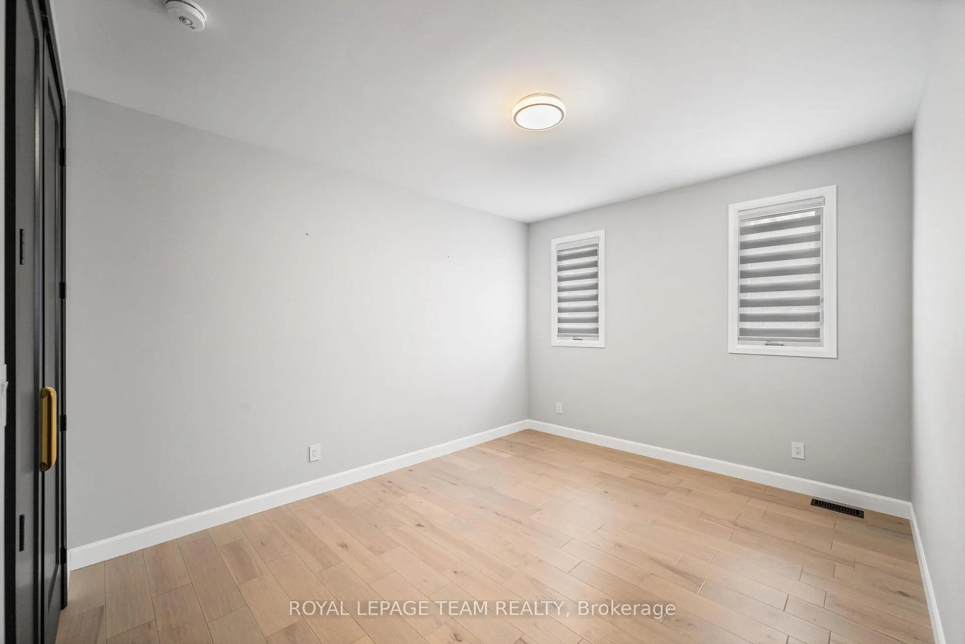 Photo 24 of 679 Broadview Avenue, Ottawa, Laurentianview — HOMEH