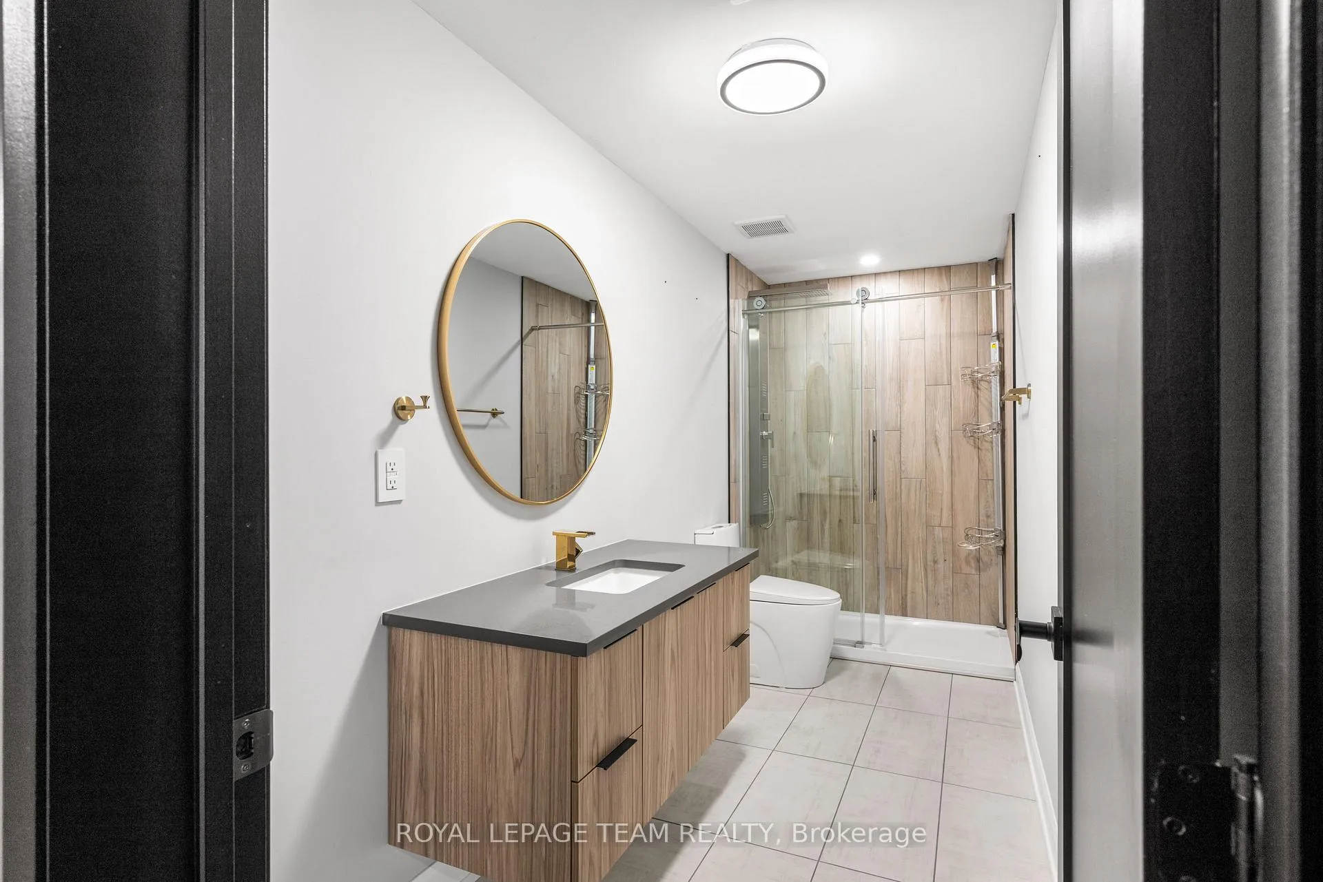 Photo 34 of 679 Broadview Avenue, Ottawa, Laurentianview — HOMEH