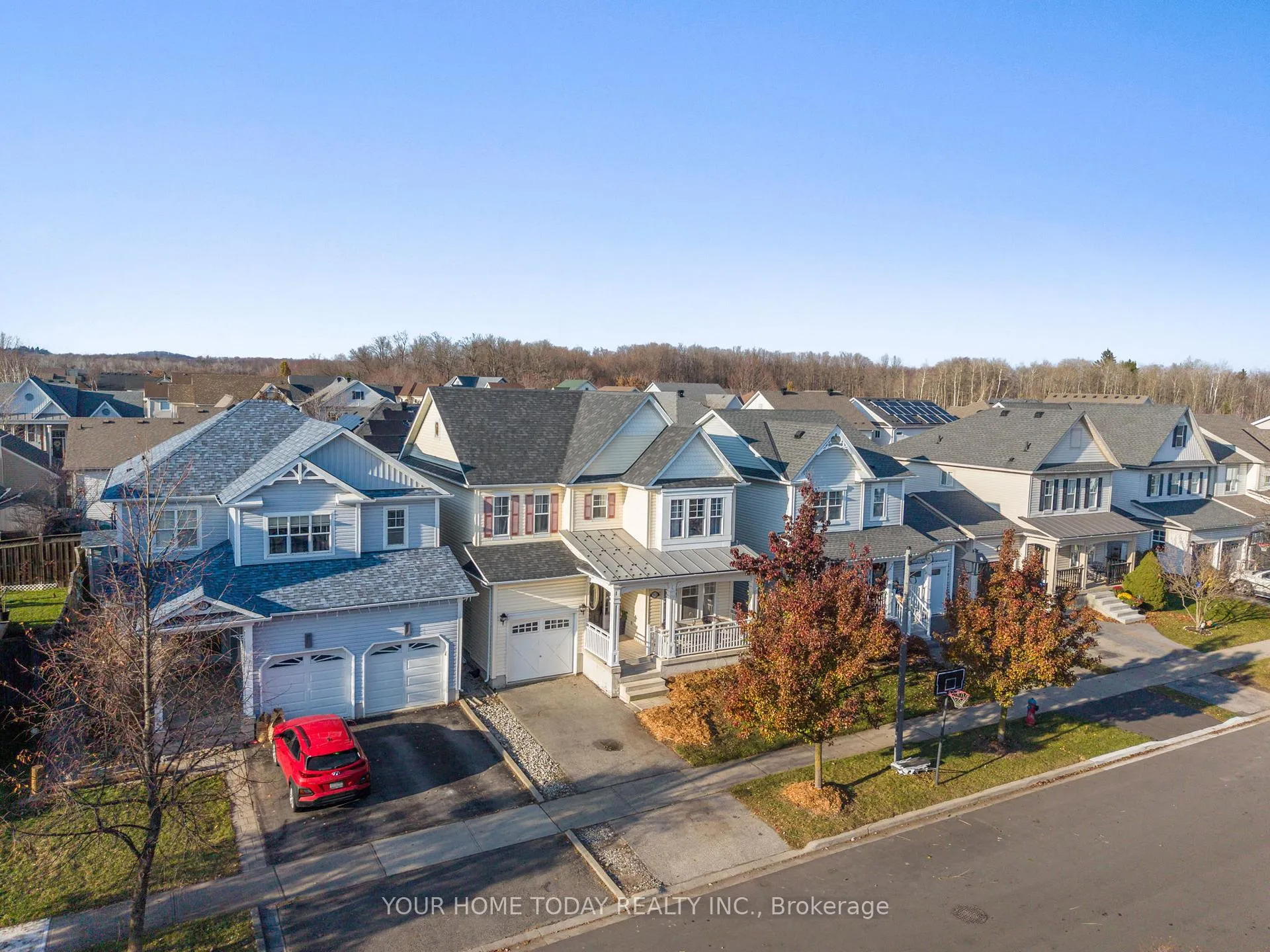 Photo 2 of 93 Somerville Road, Halton Hills, Acton — HOMEH