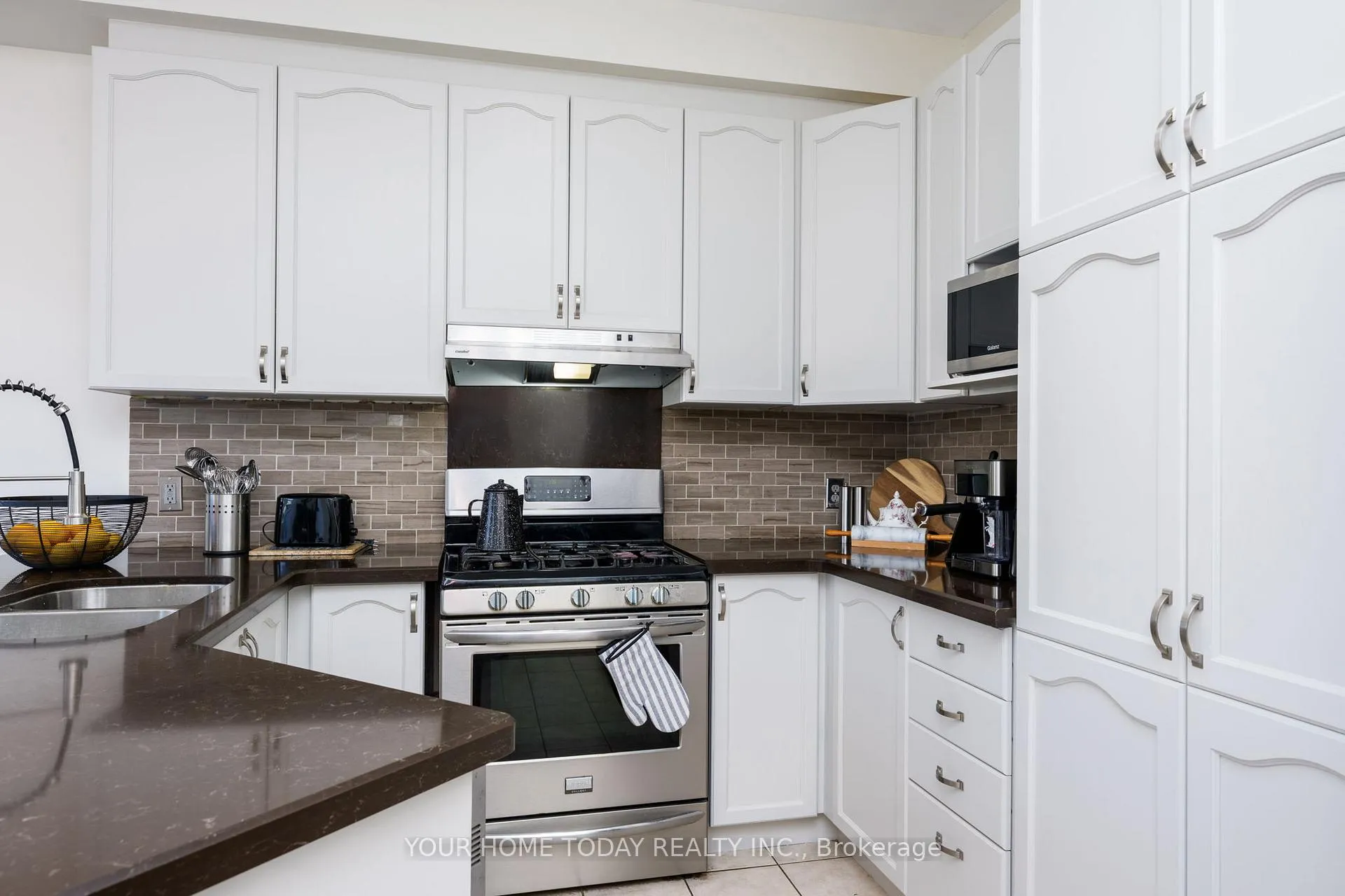 Photo 14 of 93 Somerville Road, Halton Hills, Acton — HOMEH