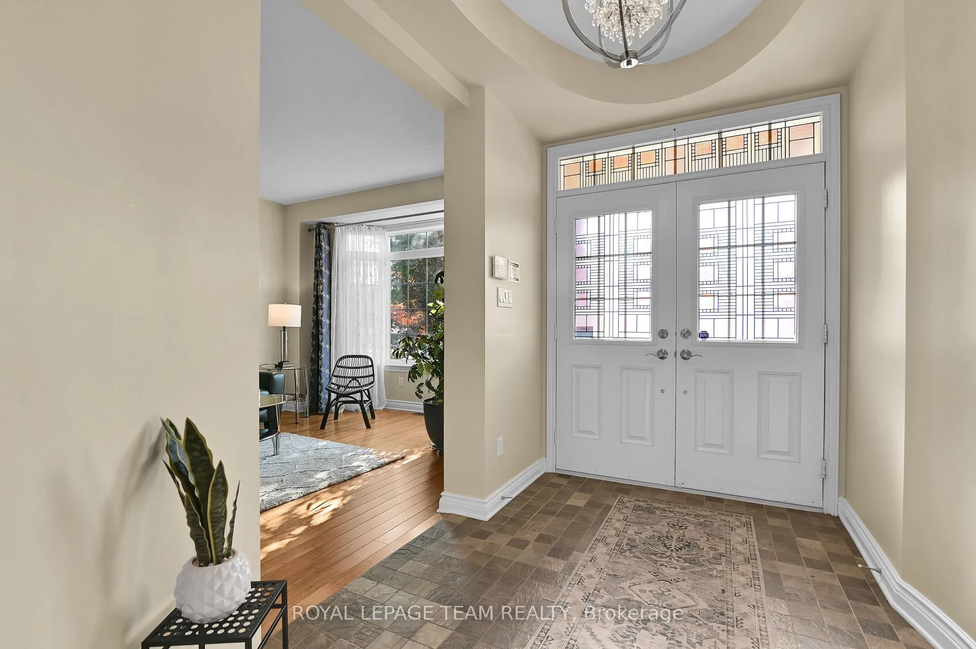 Photo 3 of 756 Kilbirnie Drive, Ottawa, Barrhaven - Stonebridge — HOMEH