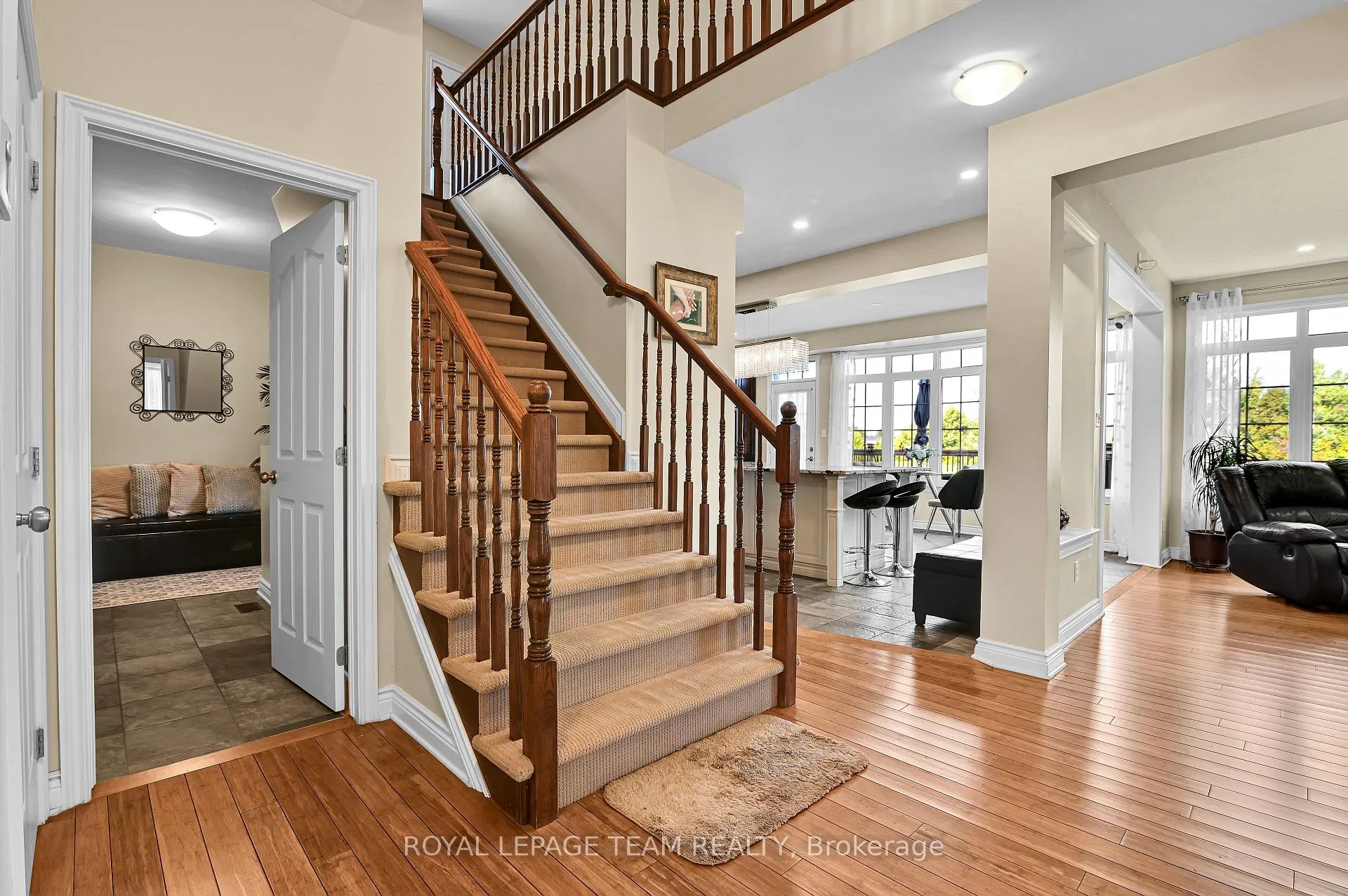 Photo 6 of 756 Kilbirnie Drive, Ottawa, Barrhaven - Stonebridge — HOMEH