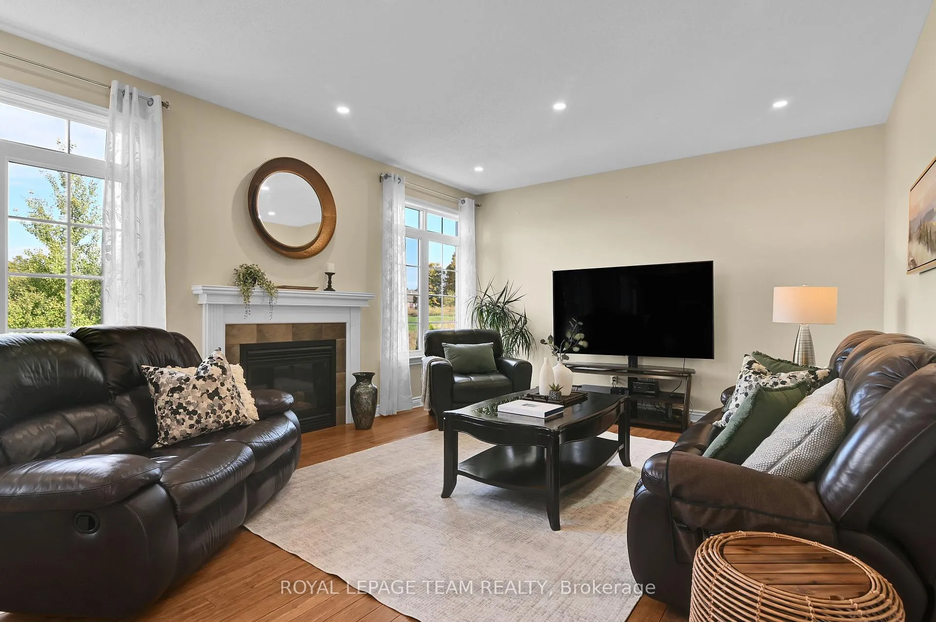 Photo 8 of 756 Kilbirnie Drive, Ottawa, Barrhaven - Stonebridge — HOMEH
