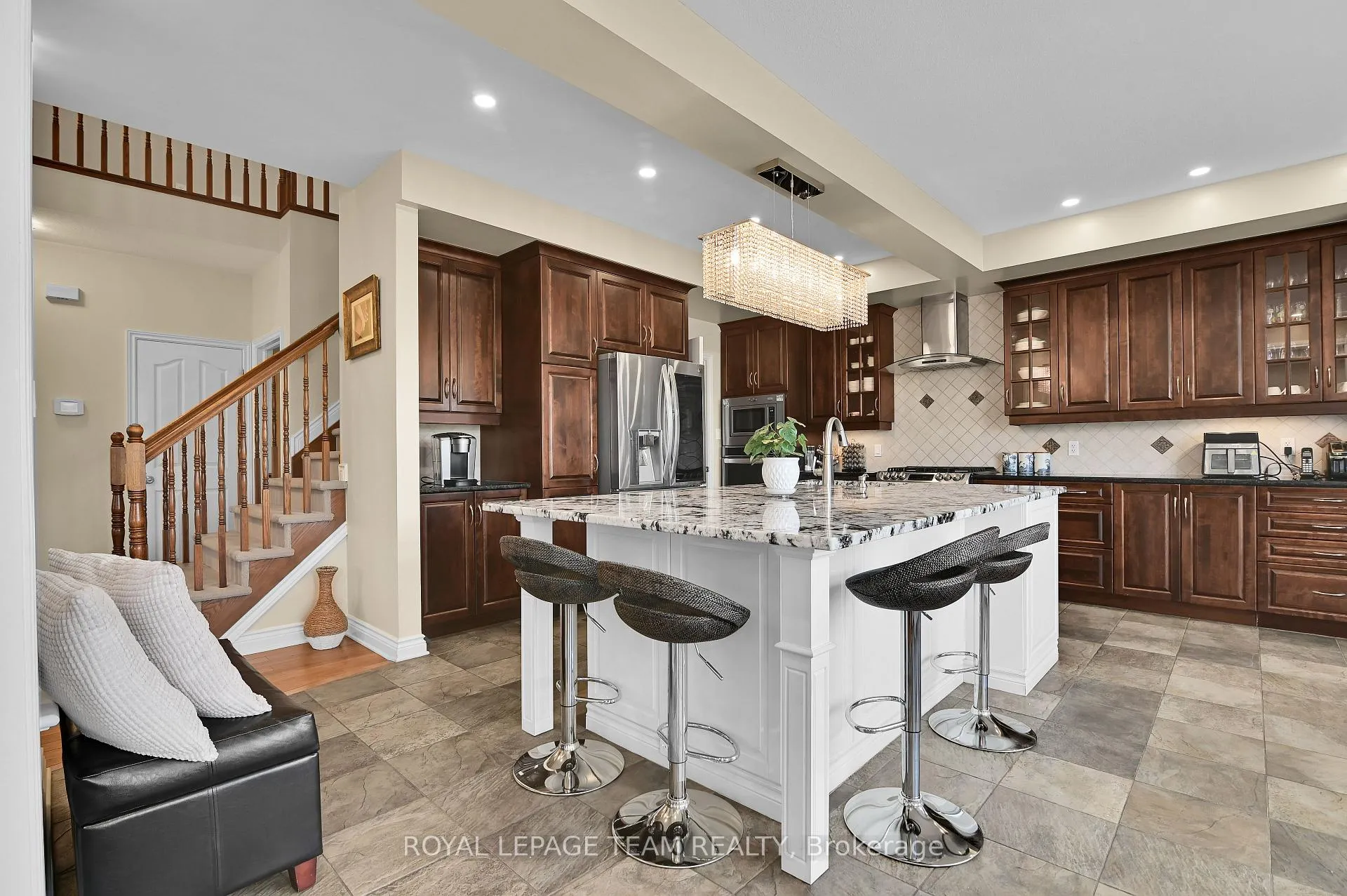 Photo 10 of 756 Kilbirnie Drive, Ottawa, Barrhaven - Stonebridge — HOMEH