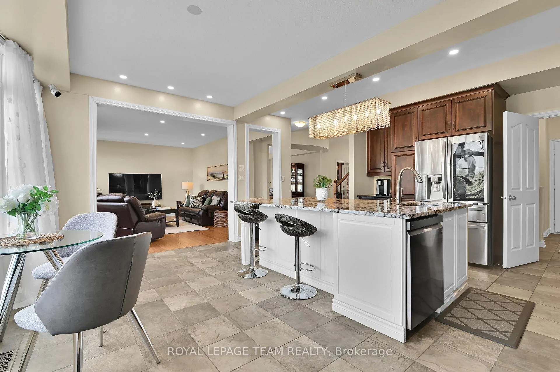 Photo 11 of 756 Kilbirnie Drive, Ottawa, Barrhaven - Stonebridge — HOMEH