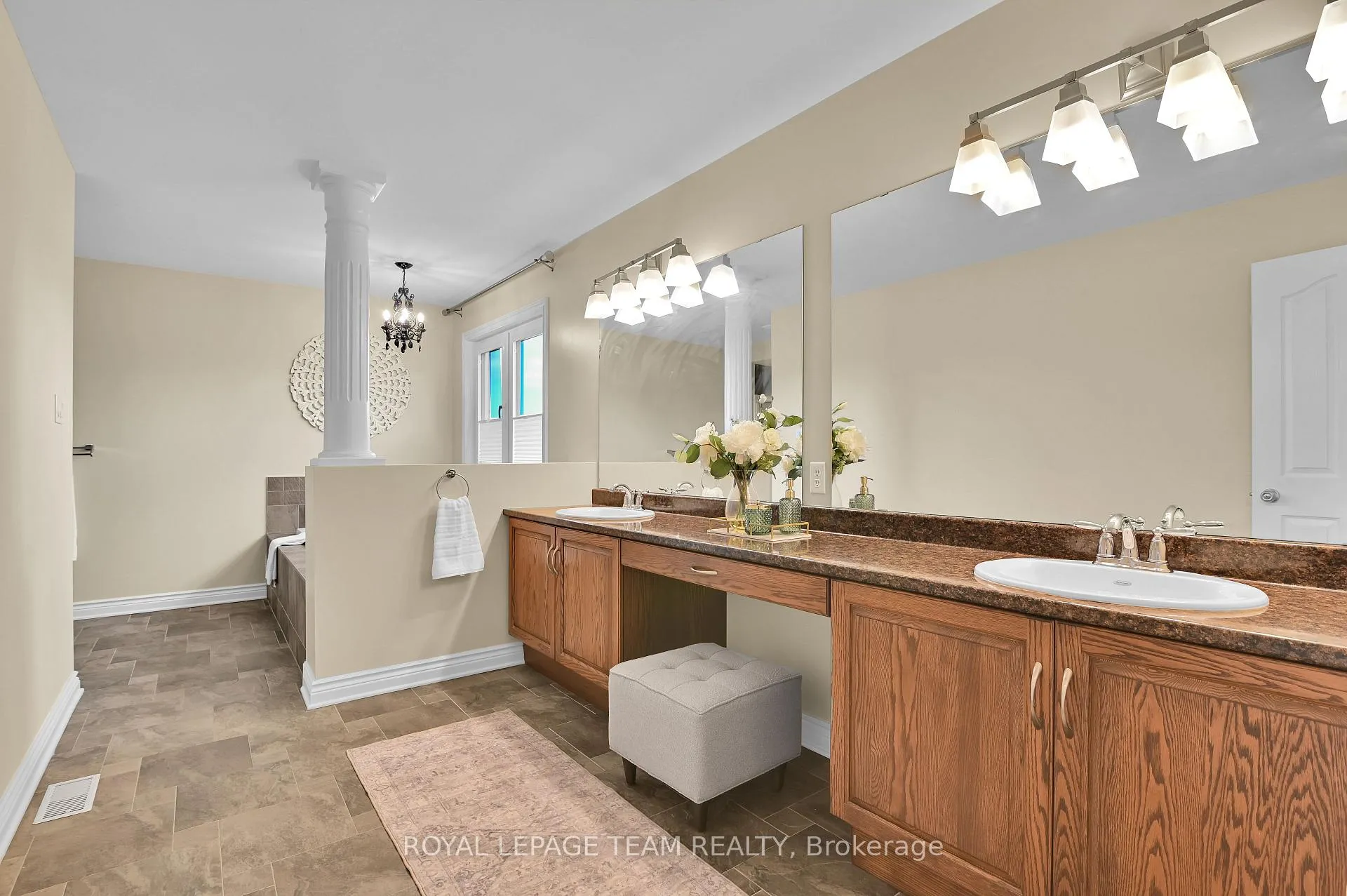 Photo 17 of 756 Kilbirnie Drive, Ottawa, Barrhaven - Stonebridge — HOMEH