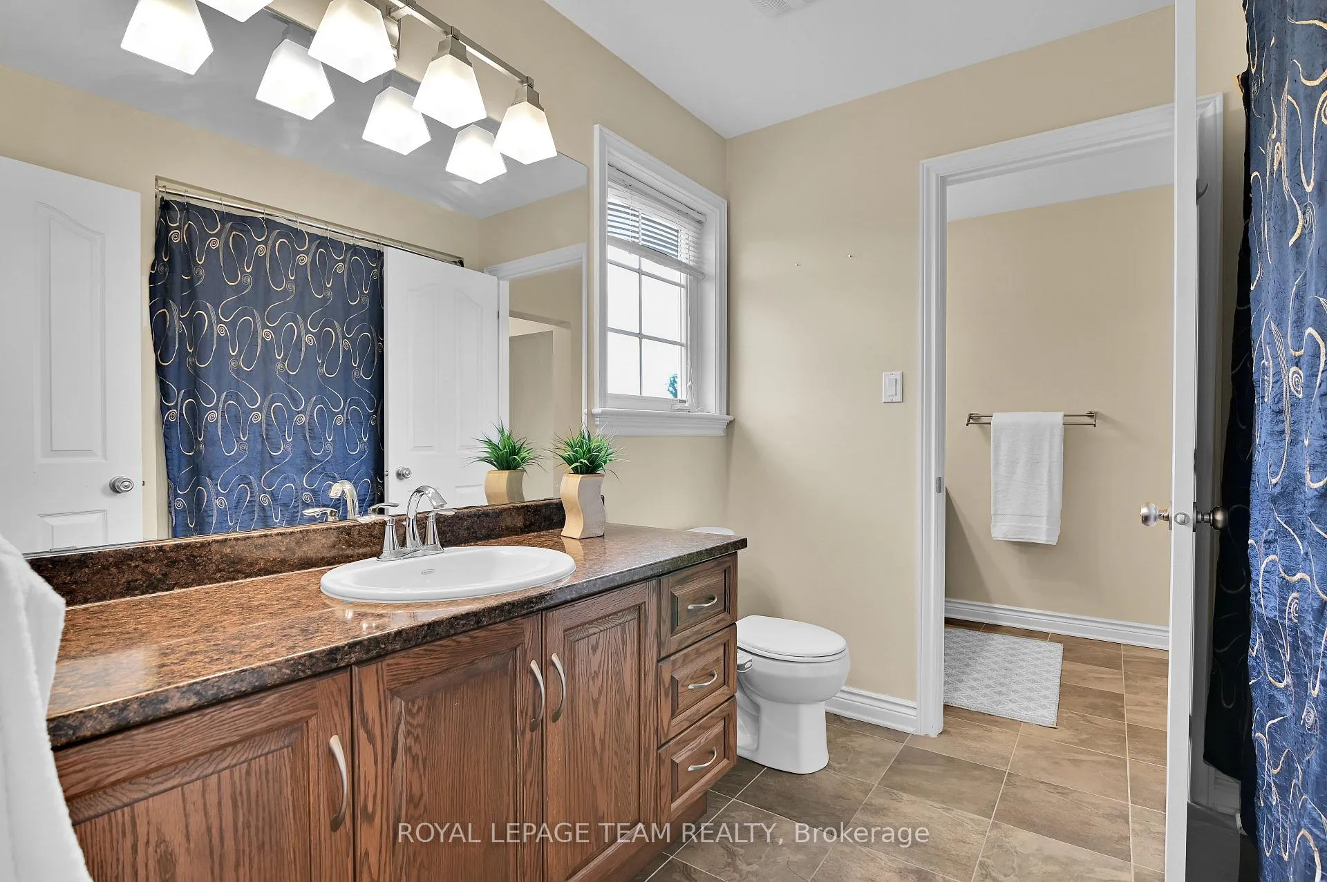 Photo 21 of 756 Kilbirnie Drive, Ottawa, Barrhaven - Stonebridge — HOMEH