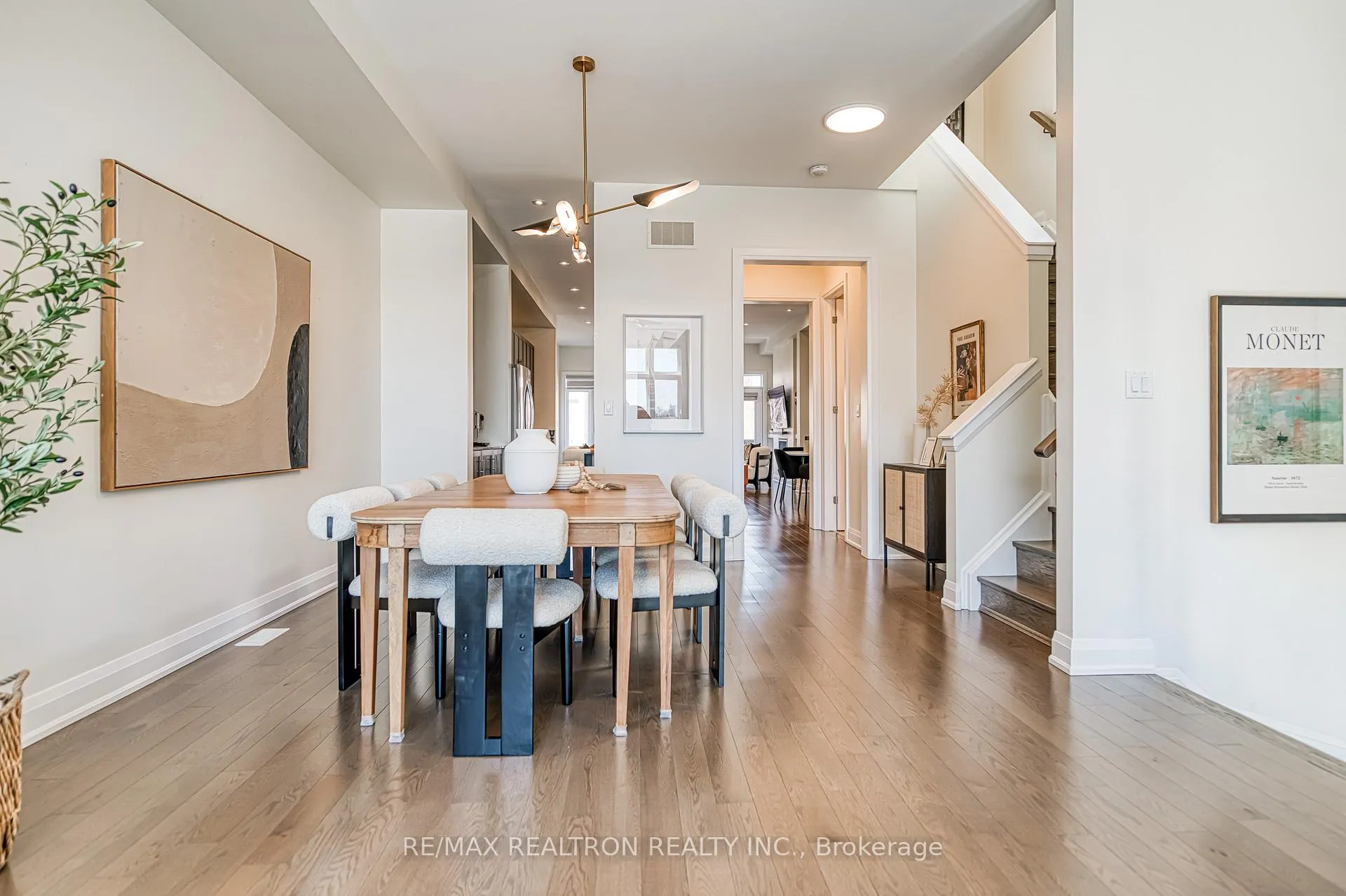 Photo 15 of 10 Hesperus Road, Vaughan, Patterson — HOMEH
