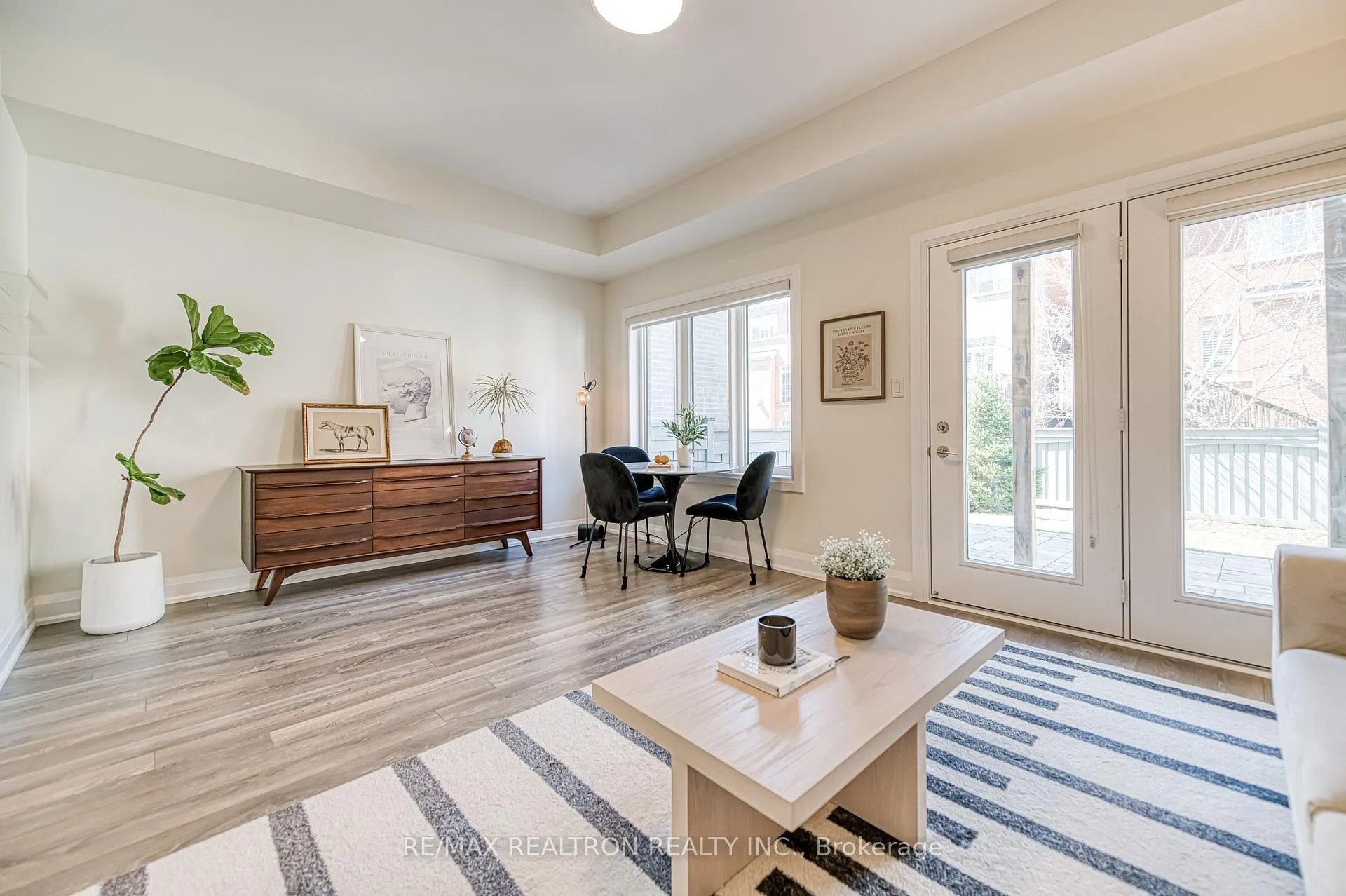 Photo 42 of 10 Hesperus Road, Vaughan, Patterson — HOMEH