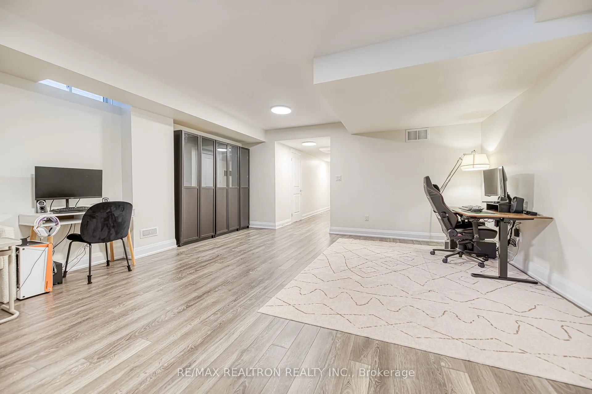 Photo 46 of 10 Hesperus Road, Vaughan, Patterson — HOMEH