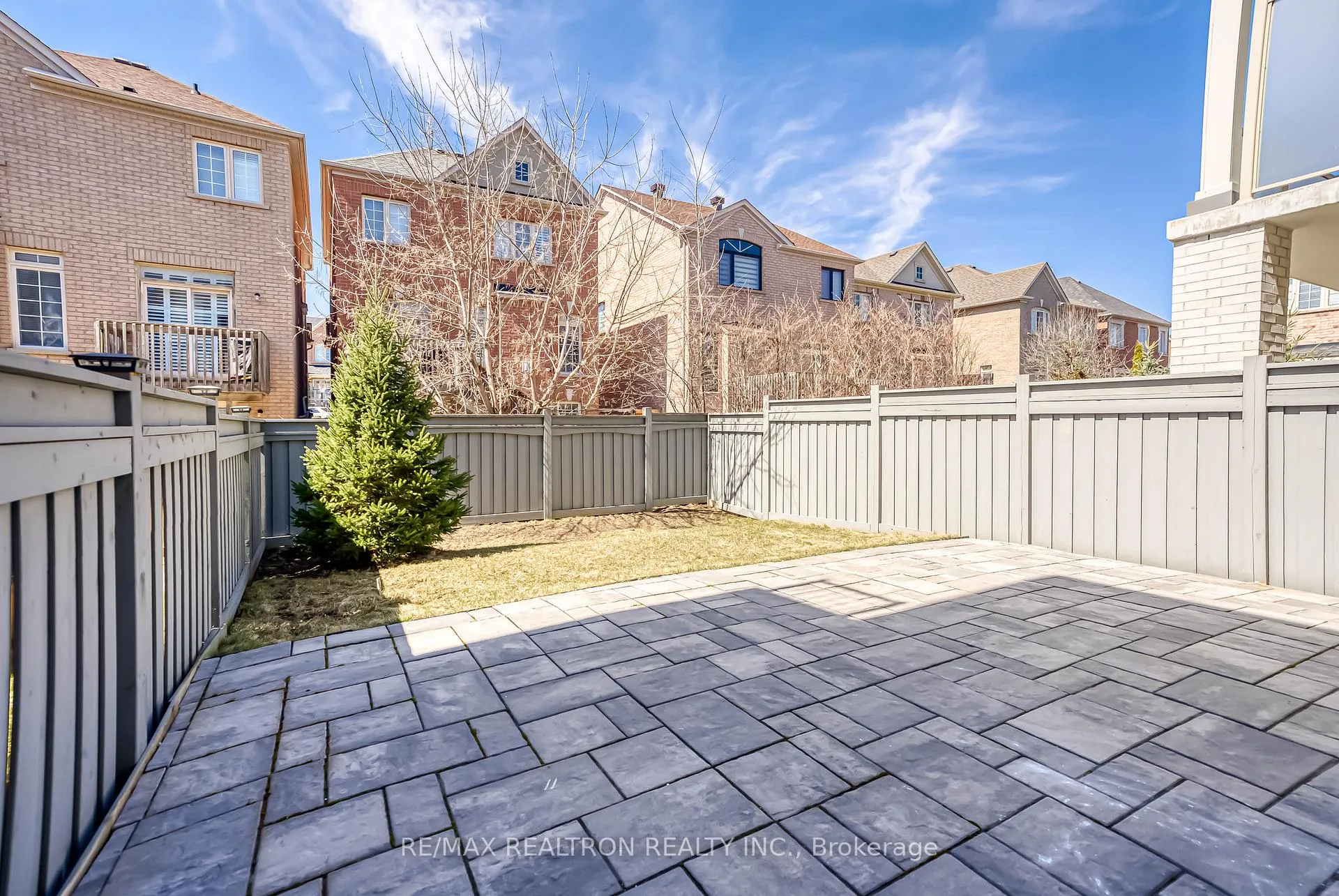 Photo 48 of 10 Hesperus Road, Vaughan, Patterson — HOMEH