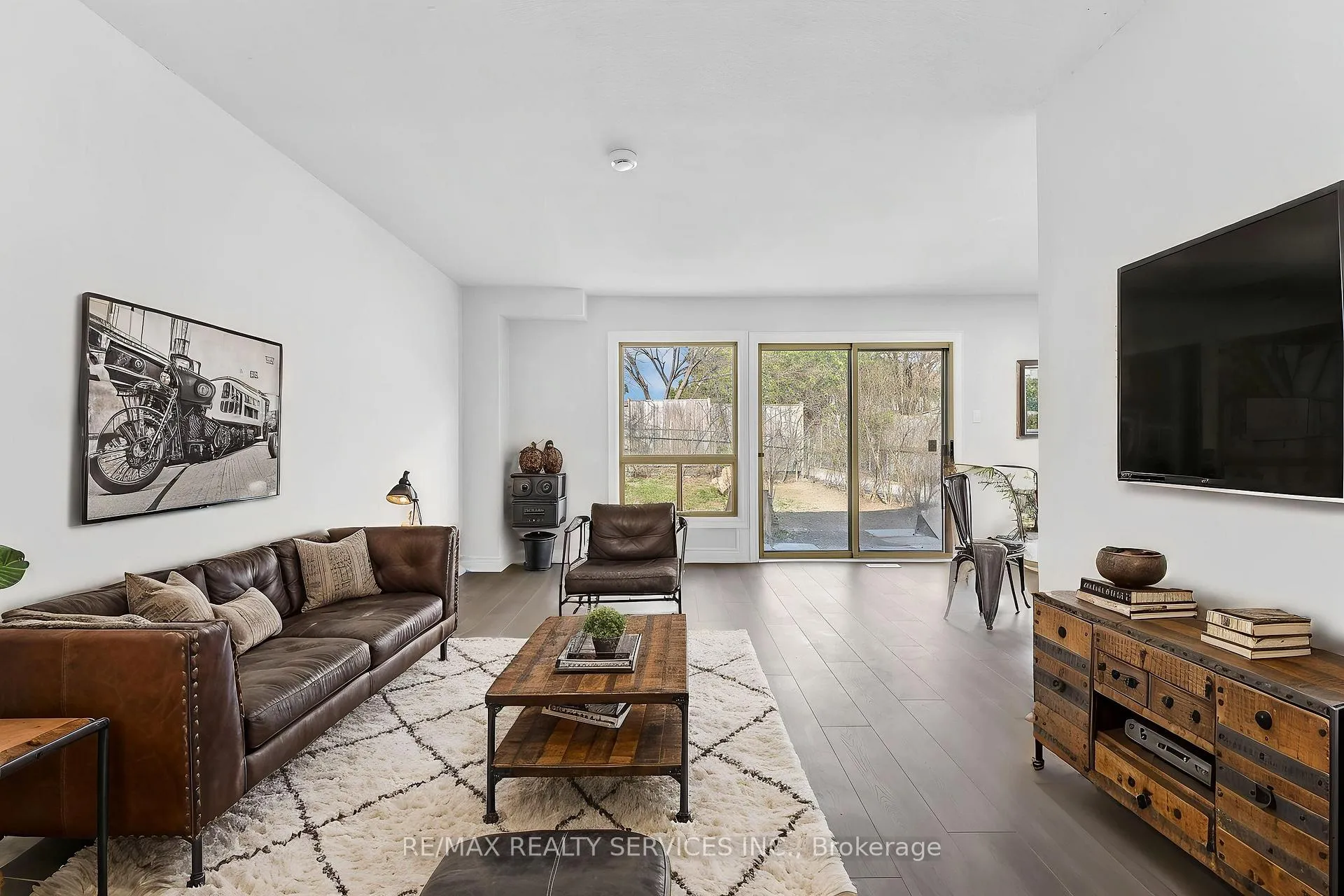 Photo 14 of 54 Greene Drive, Brampton, Madoc — HOMEH