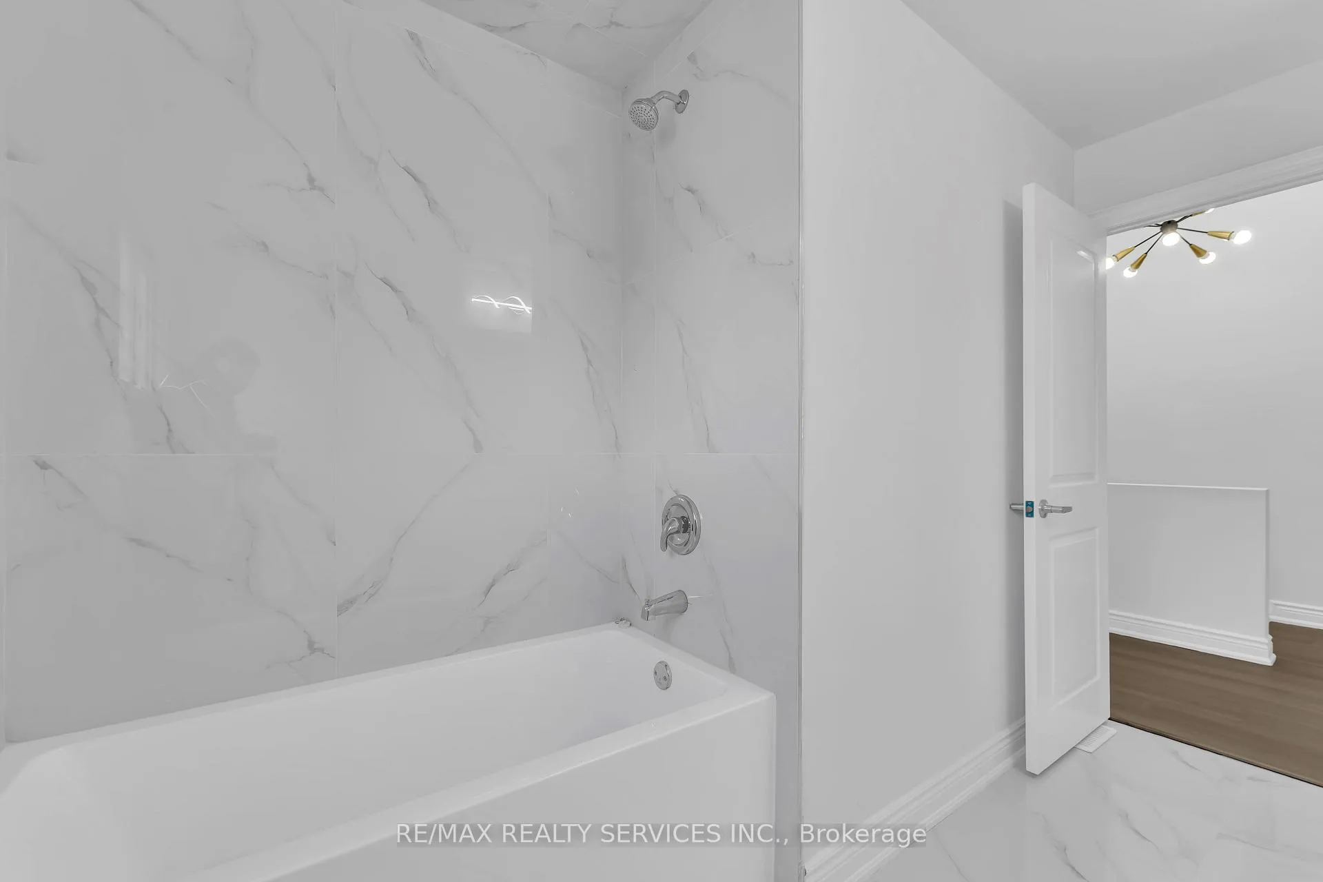 Photo 20 of 54 Greene Drive, Brampton, Madoc — HOMEH