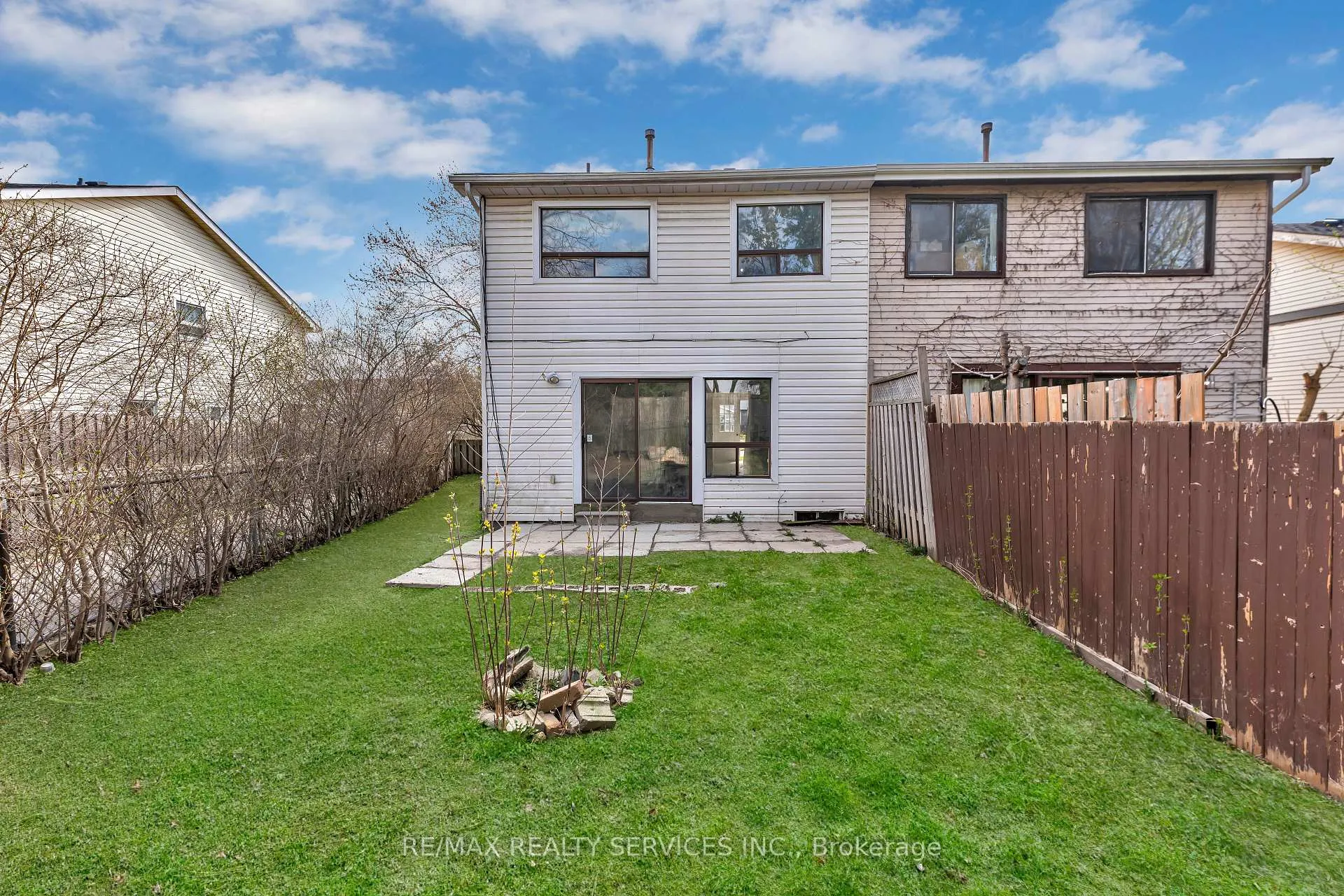 Photo 30 of 54 Greene Drive, Brampton, Madoc — HOMEH