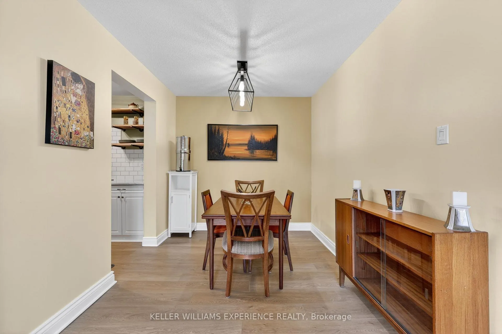 Photo 13 of Unit C4, 183 Edgehill Drive, Barrie, Letitia Heights — HOMEH