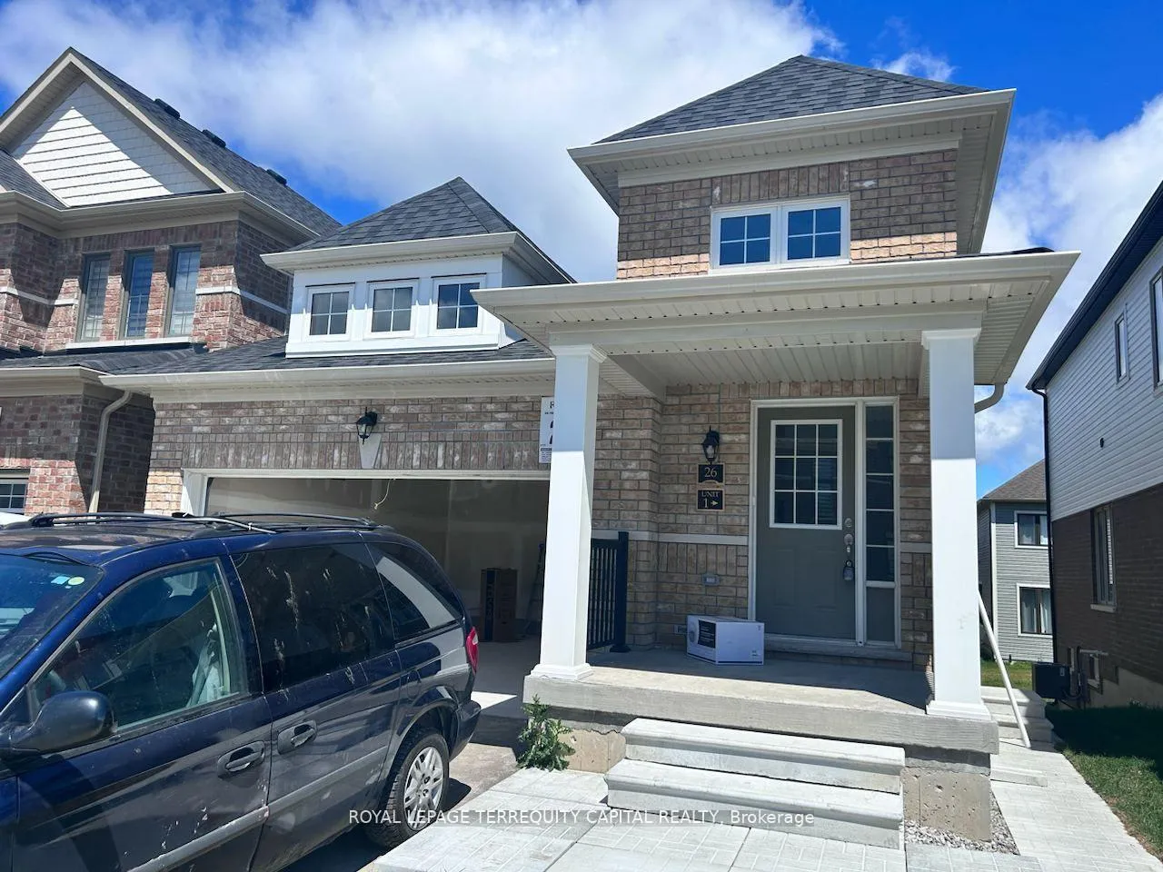 Photo 1 of Unit Upper, 26 Valleybrook Road, Barrie, Innis-Shore — HOMEH