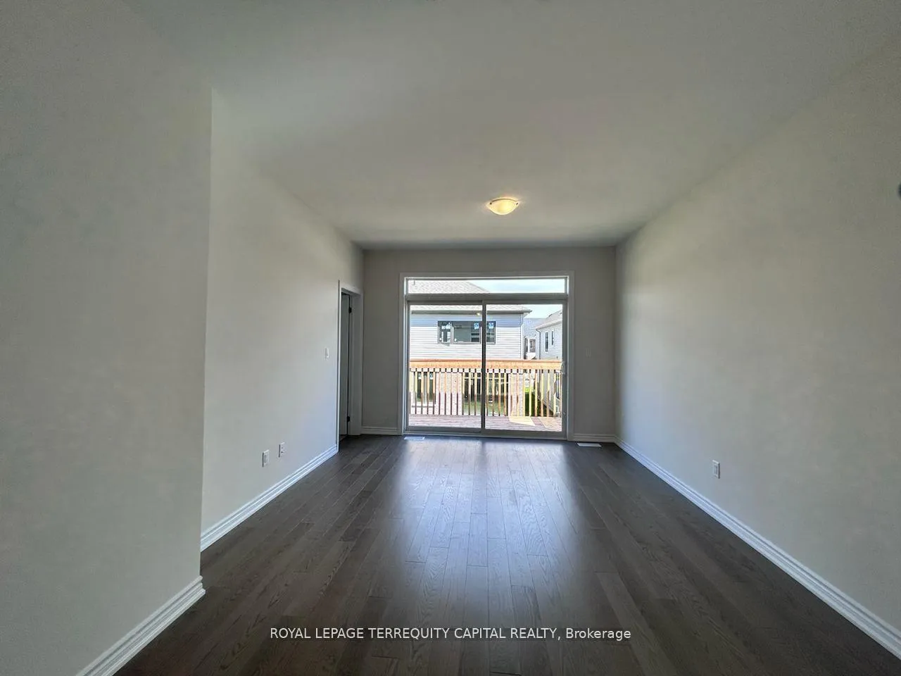 Photo 9 of Unit Upper, 26 Valleybrook Road, Barrie, Innis-Shore — HOMEH