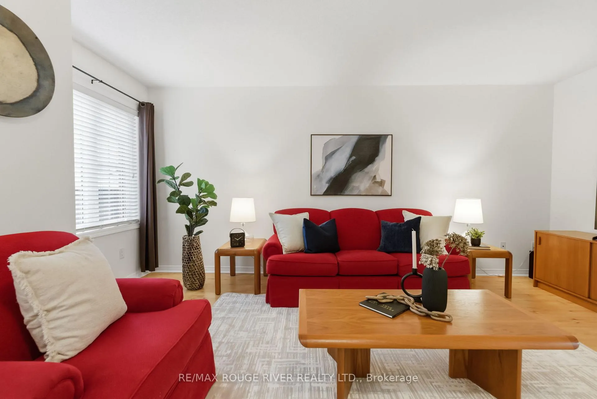 Photo 6 of 1154 Meath Drive, Oshawa, Pinecrest — HOMEH