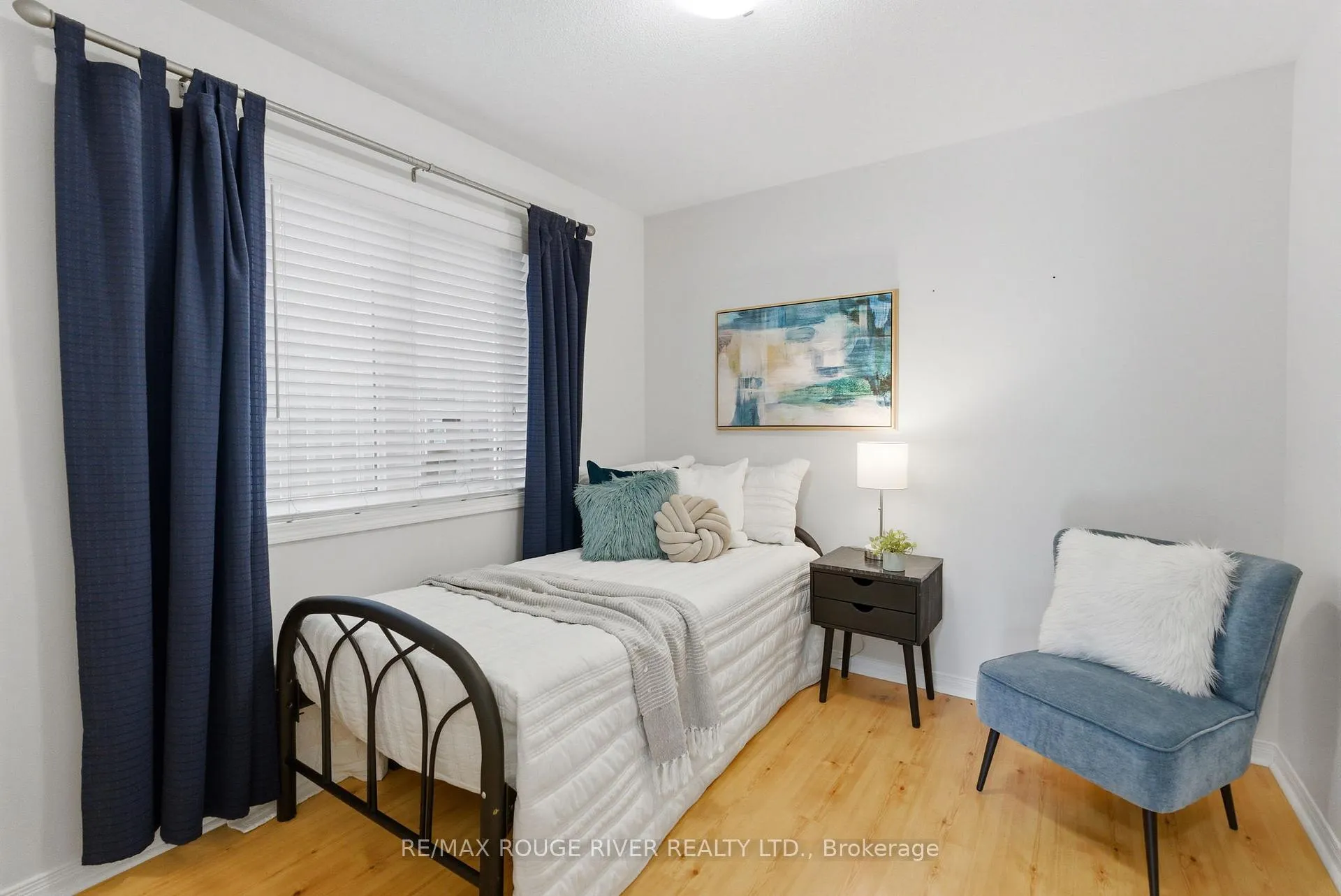 Photo 23 of 1154 Meath Drive, Oshawa, Pinecrest — HOMEH