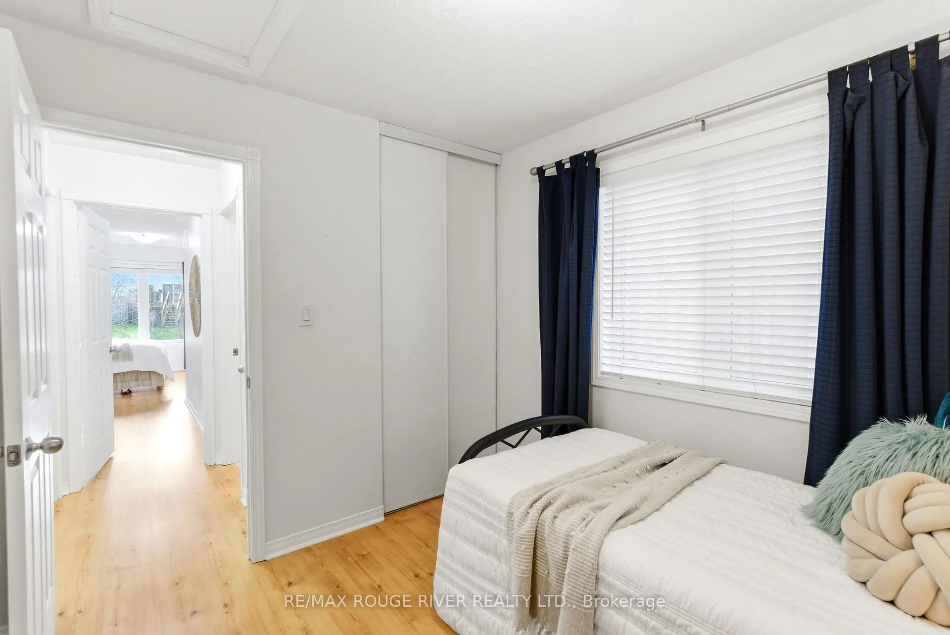 Photo 25 of 1154 Meath Drive, Oshawa, Pinecrest — HOMEH