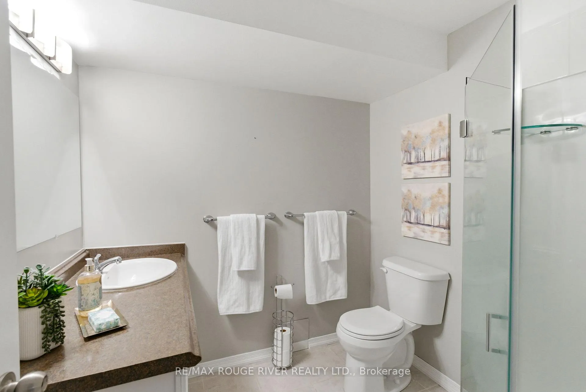 Photo 27 of 1154 Meath Drive, Oshawa, Pinecrest — HOMEH