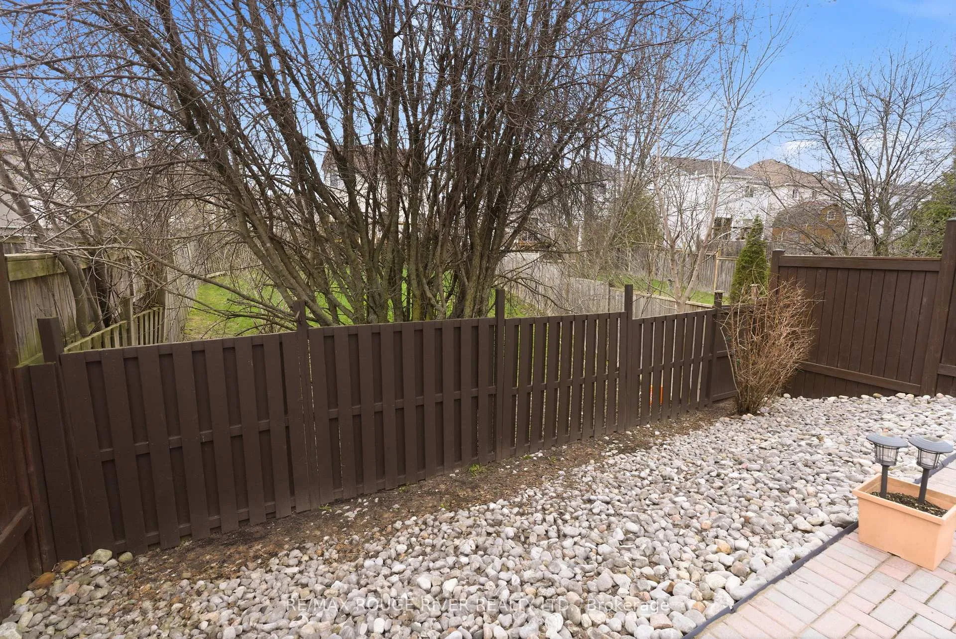 Photo 36 of 1154 Meath Drive, Oshawa, Pinecrest — HOMEH