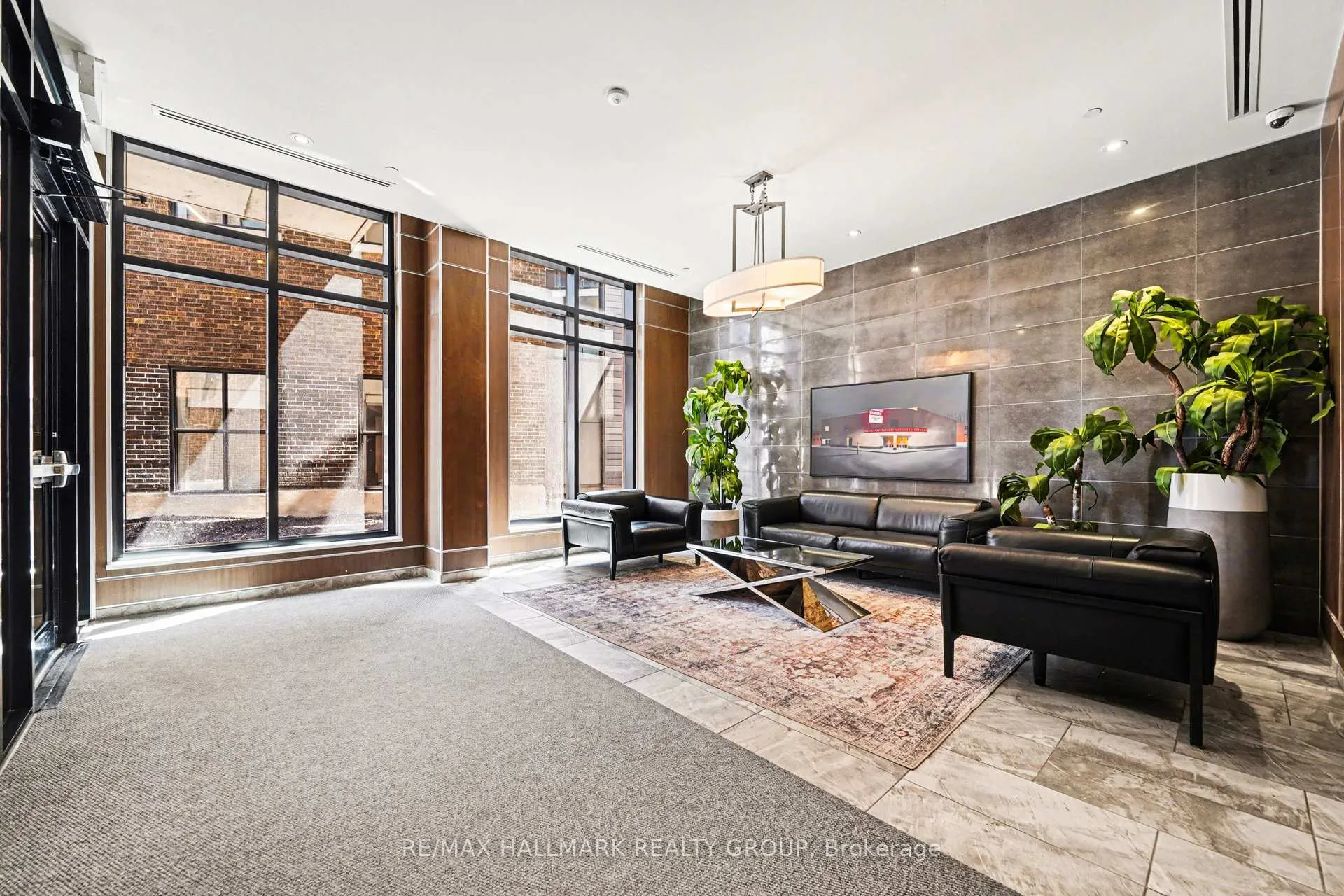 Photo 17 of Unit 404, 10 Rosemount Avenue, Ottawa, Hintonburg — HOMEH