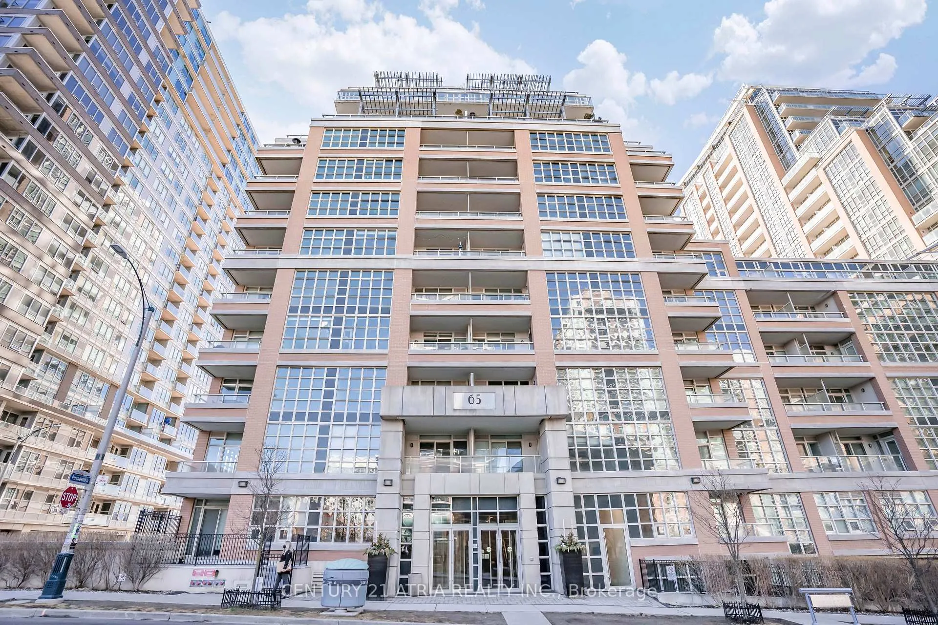 Front of Unit 1102, 65 East Liberty Street
