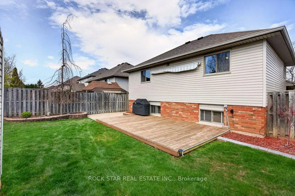 Photo 35 of 35 Hepburn Crescent, Hamilton, Mountview — HOMEH