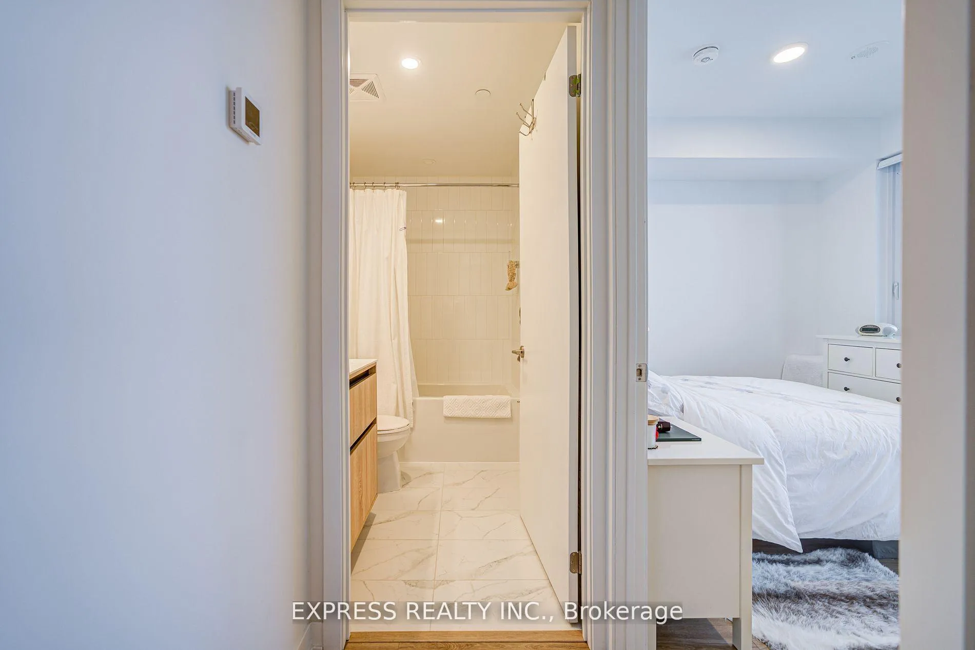 Photo 19 of Unit 2012, 7950 Bathurst Street, Vaughan, Beverley Glen — HOMEH