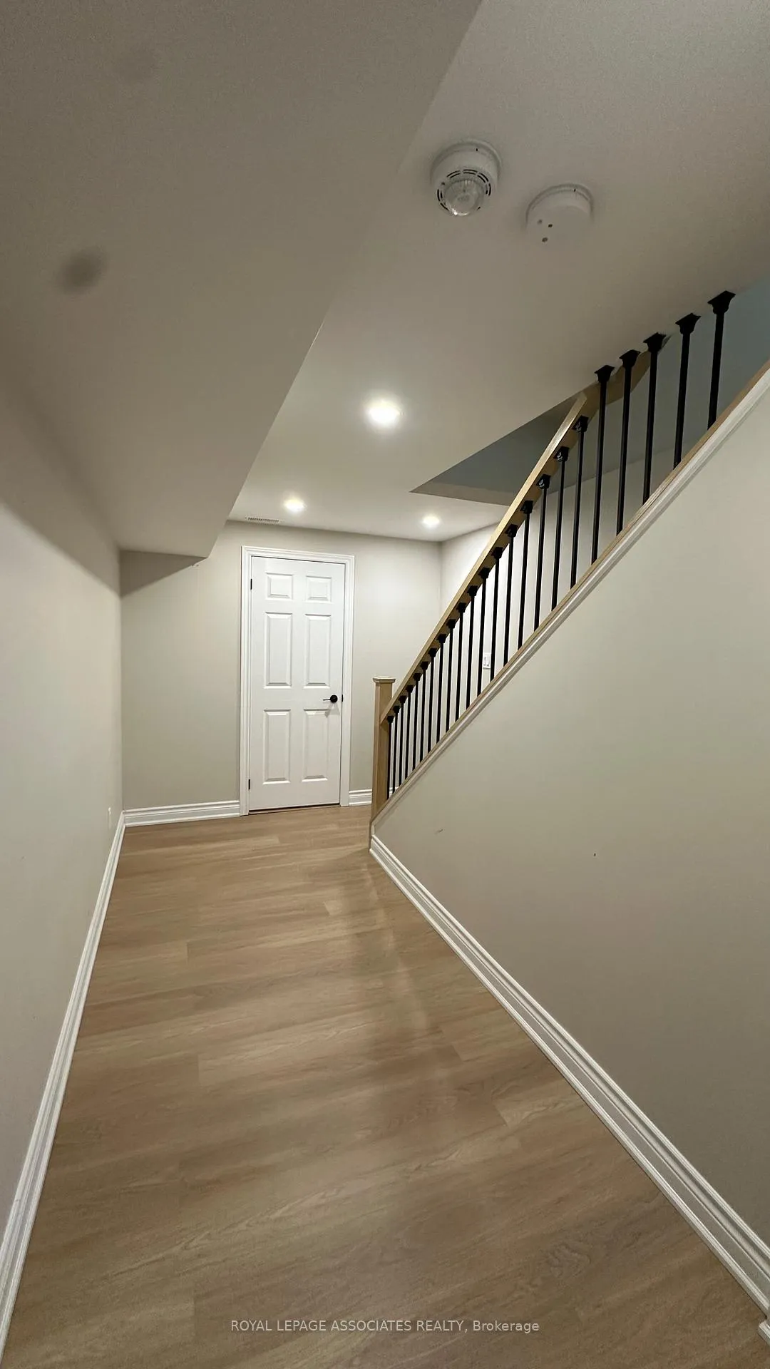 Photo 3 of 1108 Skyridge Boulevard, Pickering, Rural Pickering — HOMEH