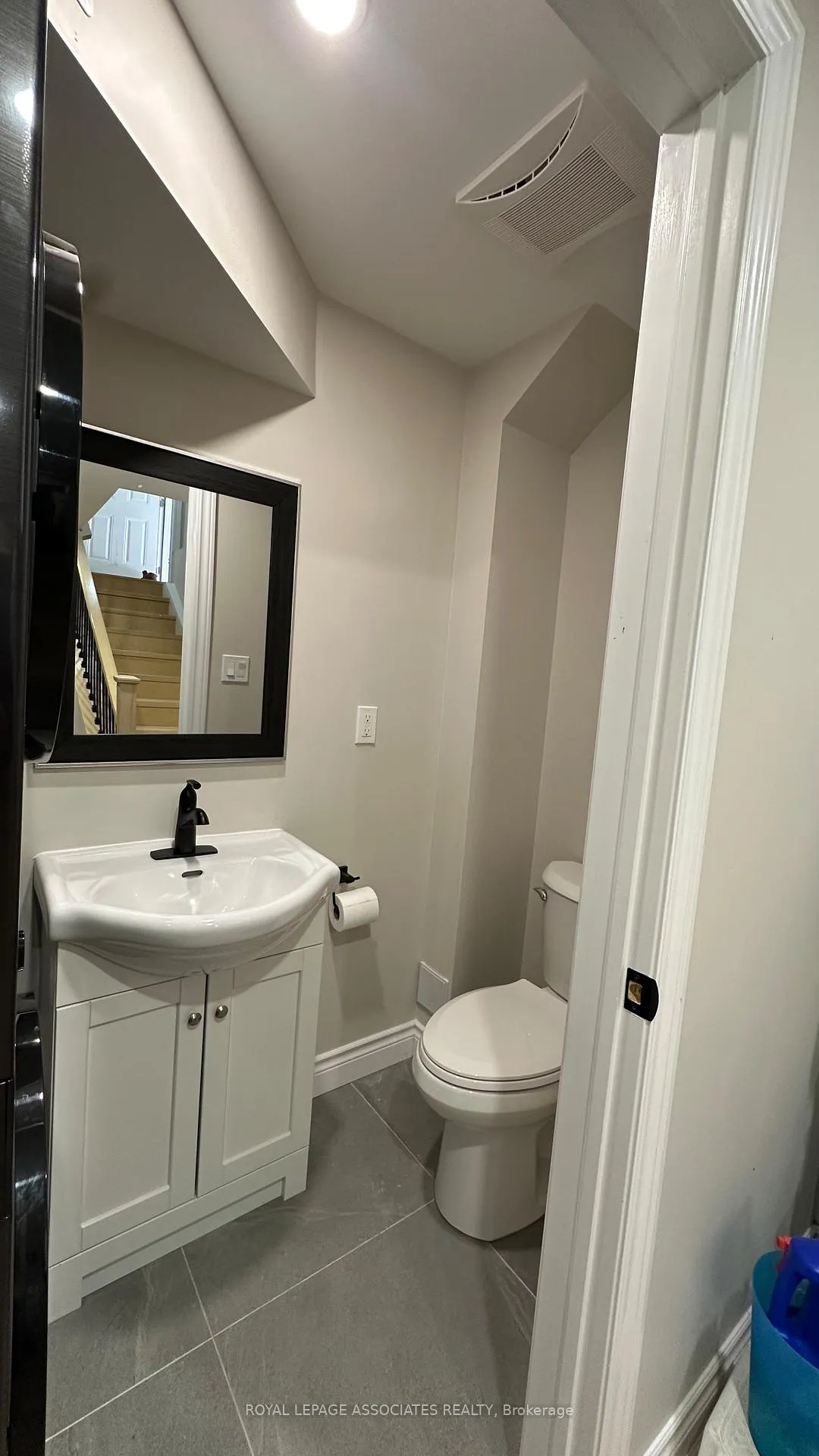 Photo 7 of 1108 Skyridge Boulevard, Pickering, Rural Pickering — HOMEH