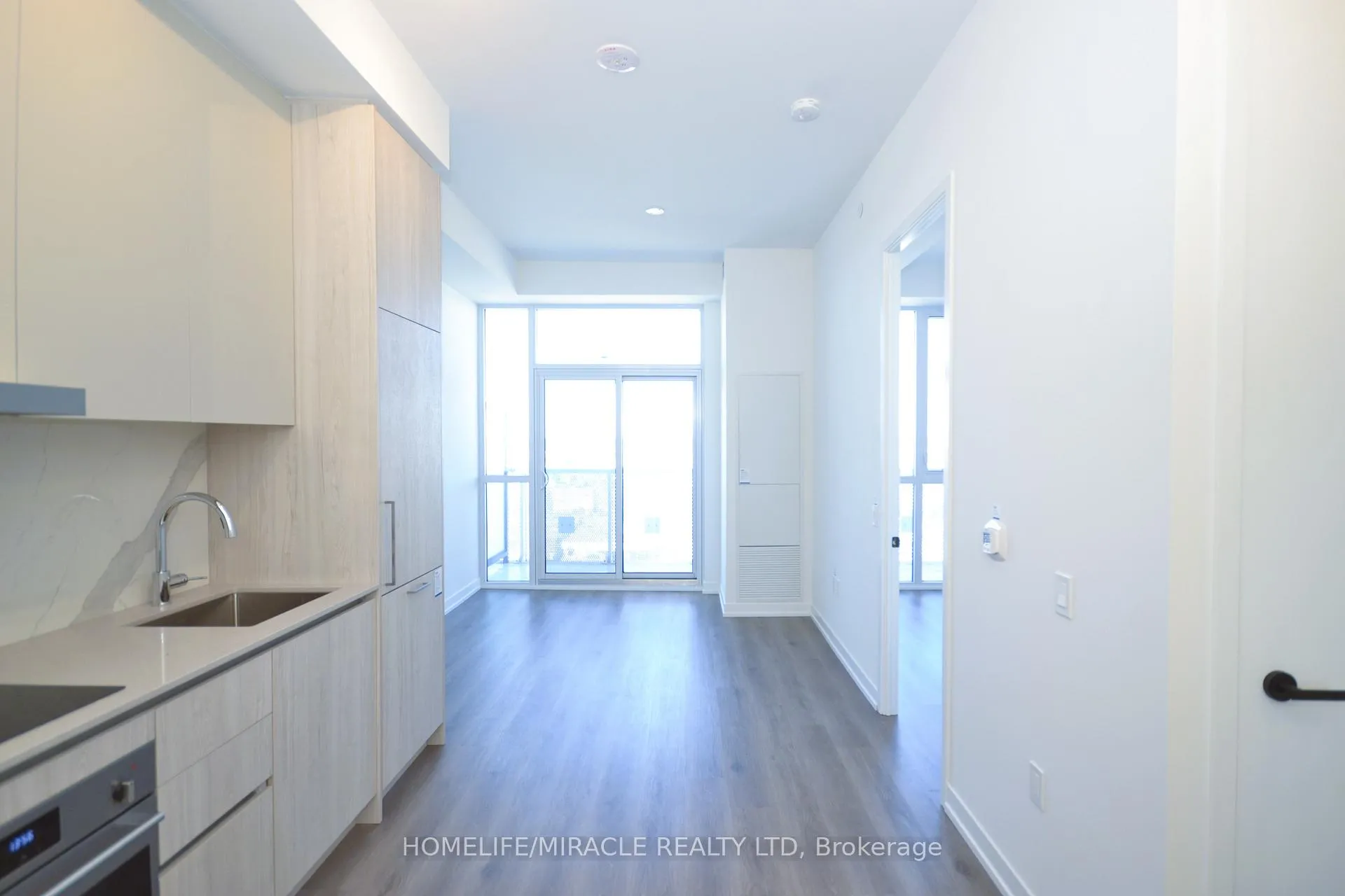 Photo 4 of Unit 2711, 225 Commerce Street, Vaughan, Vaughan Corporate Centre — HOMEH