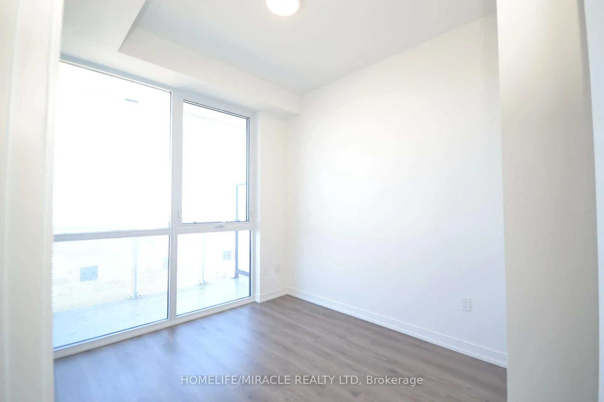 Photo 12 of Unit 2711, 225 Commerce Street, Vaughan, Vaughan Corporate Centre — HOMEH