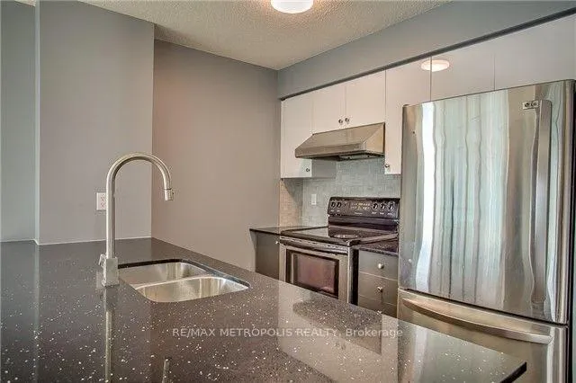 Photo 6 of Unit 3210, 397 Front Street W, Toronto, Waterfront Communities — HOMEH