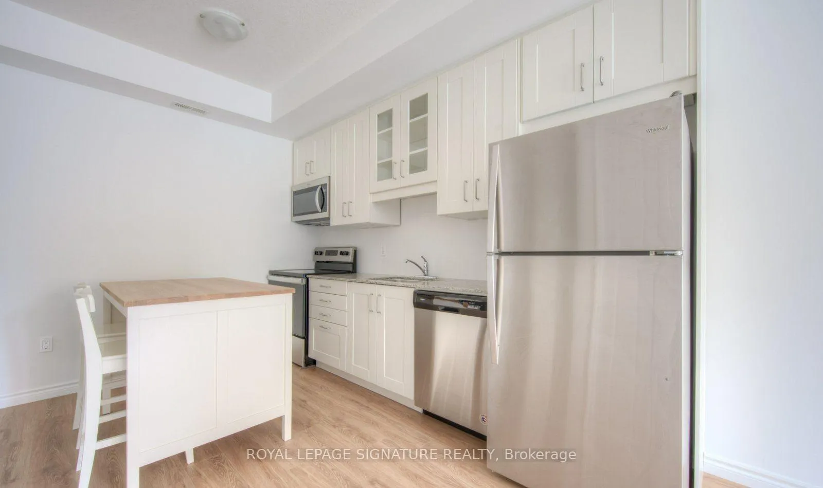 Photo 3 of Unit A11, 374 Prospect Avenue, Kitchener, Stanley Park — HOMEH