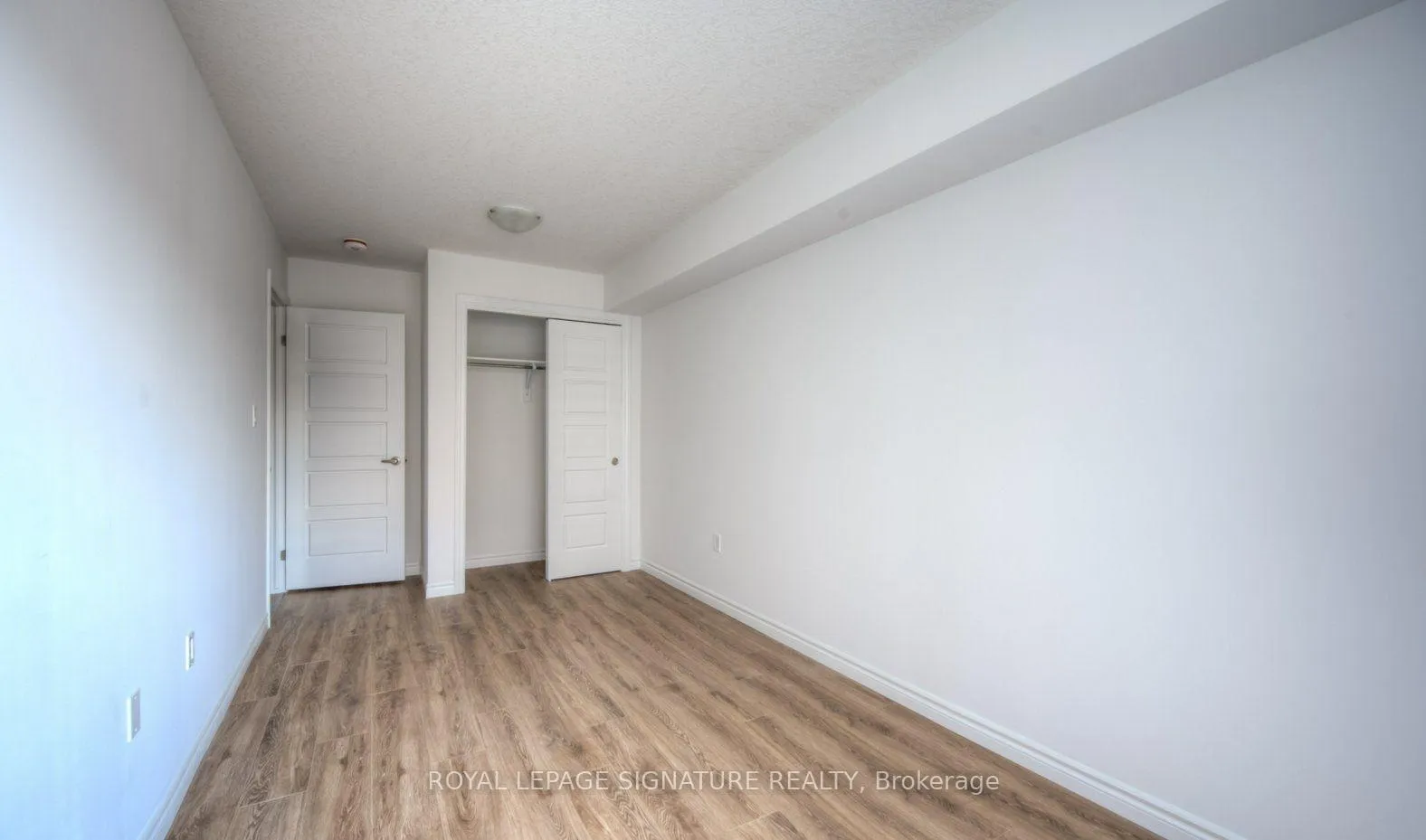 Photo 4 of Unit A11, 374 Prospect Avenue, Kitchener, Stanley Park — HOMEH