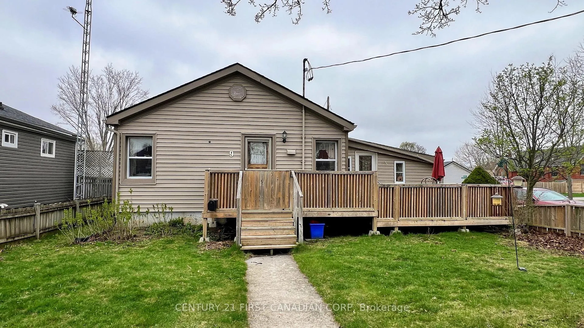 Photo 1 of 9 Trafalgar Street, St. Thomas — HOMEH