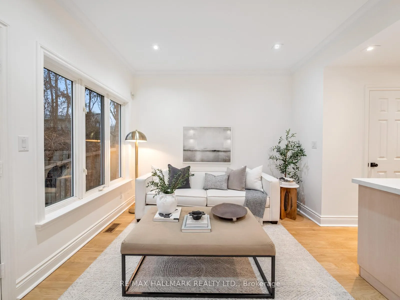 Photo 20 of 26 Eastmount Avenue, Toronto, Playter Estates-Danforth — HOMEH