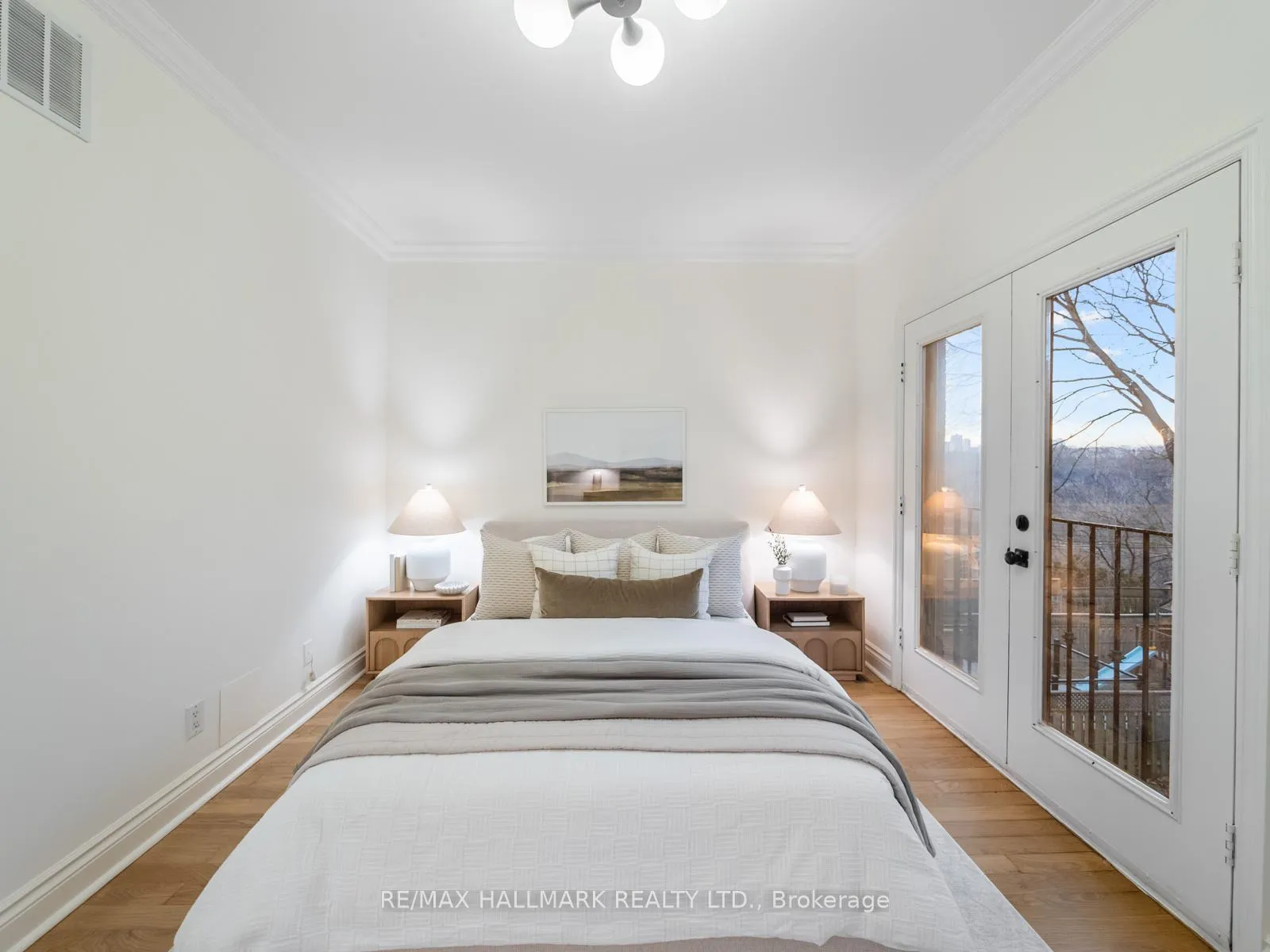 Photo 25 of 26 Eastmount Avenue, Toronto, Playter Estates-Danforth — HOMEH