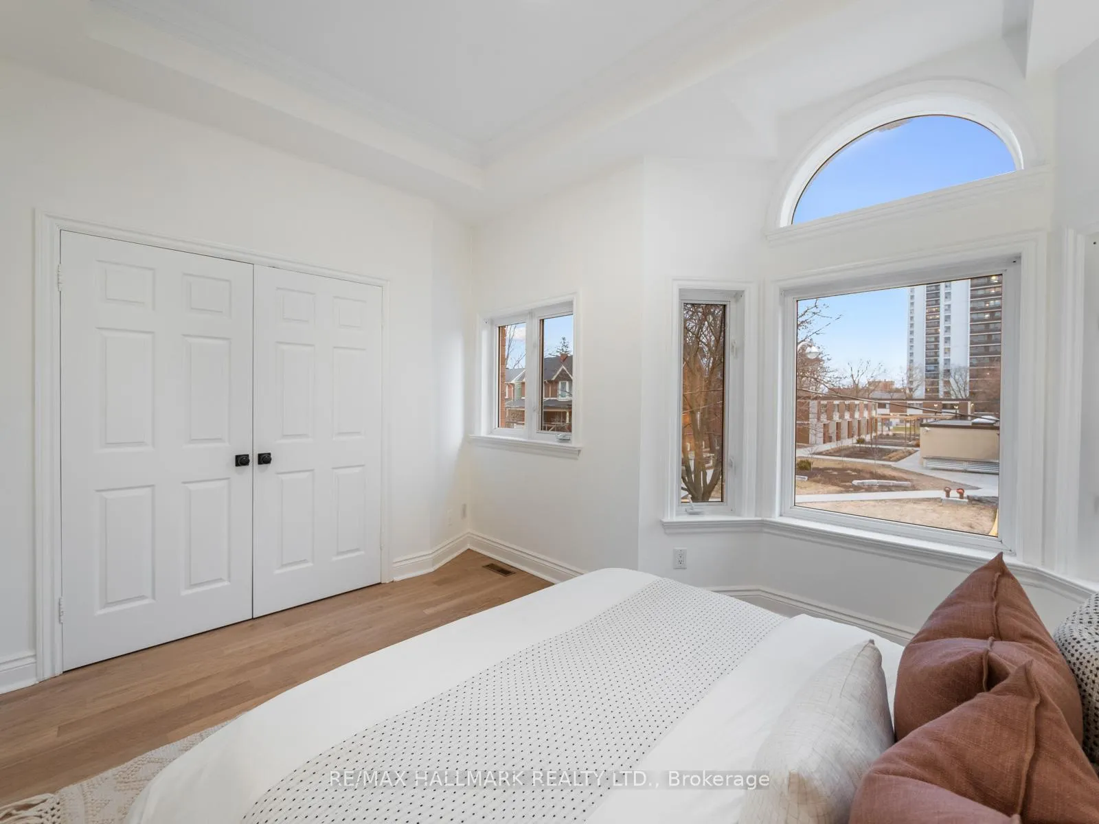 Photo 32 of 26 Eastmount Avenue, Toronto, Playter Estates-Danforth — HOMEH